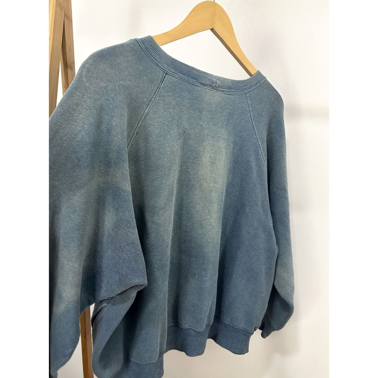 Vintage VTG 90s Gradient Sun Faded Boxy Cropped Sweatshirt W/POCKETS WIP Size L Blue Mens Shirt Size US L / EU 52-54 / 3 - 6 Thumbnail