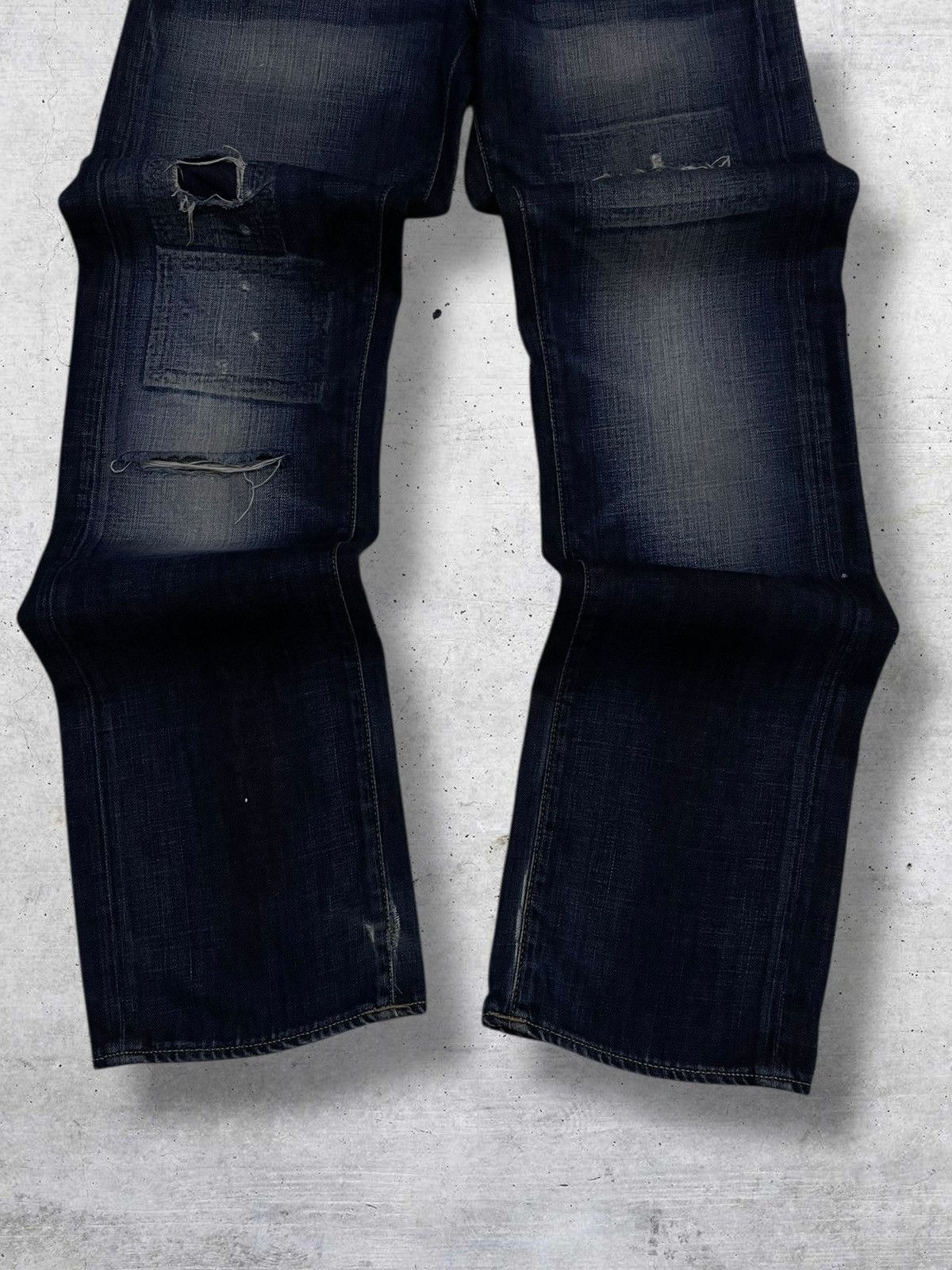 Hysteric Glamour VINTAGE BLOOD & GLITTER DISTRESSING DARK INDIGO ROCK DENIM Size US 29 - 3 Thumbnail