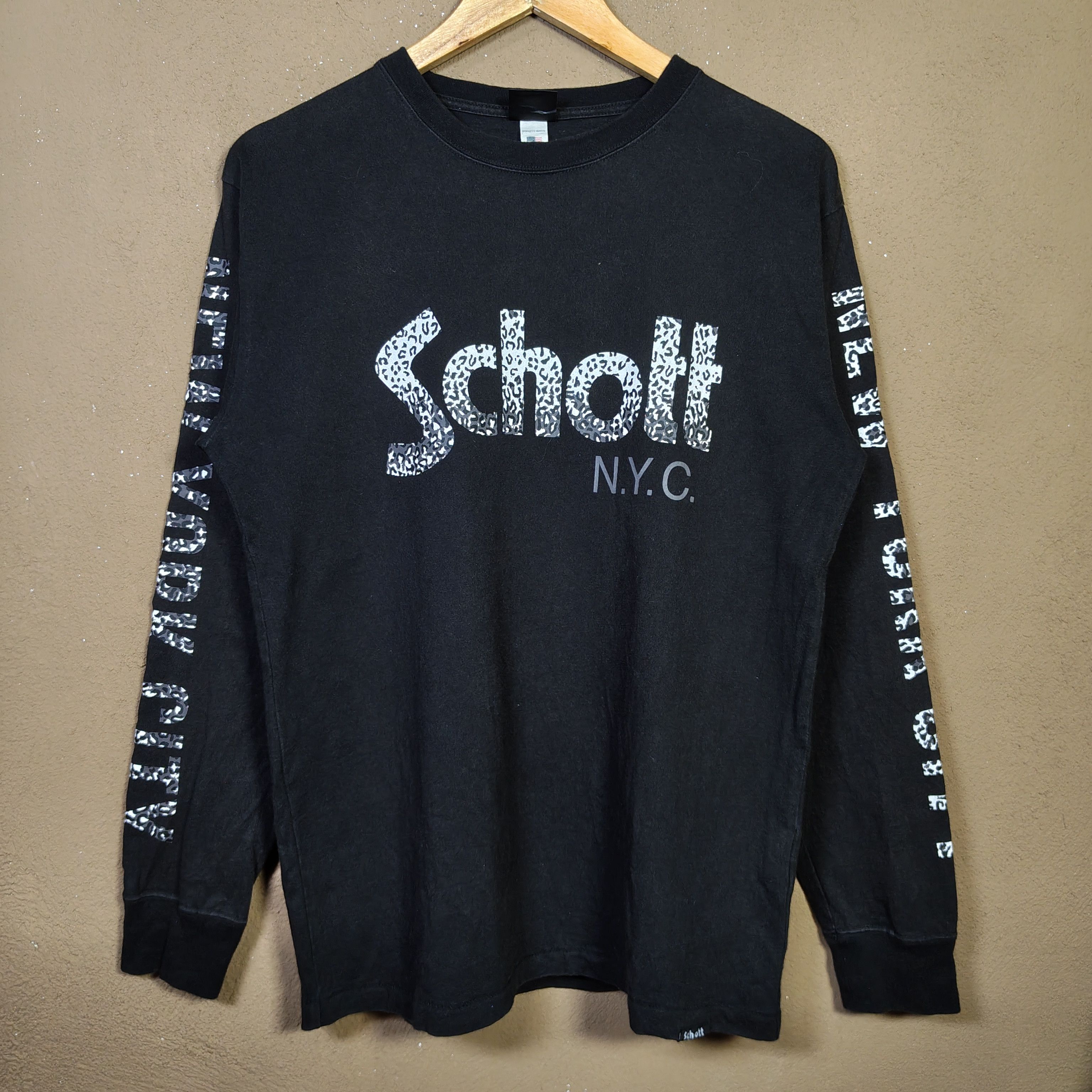 Schott SCHOTT Big Logo Leopard Print Long Sleeve Tshirt Size US M / EU 48-50 / 2 - 1 Thumbnail