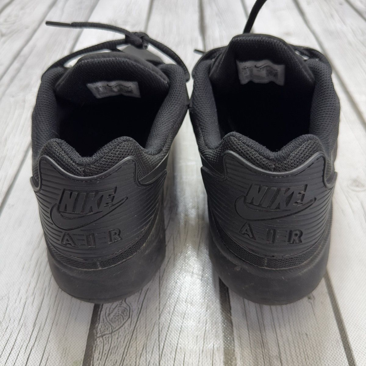 Nike Nike Air Max Oketo Triple Black 2019 Size US 10.5 / EU 43-44 - 3 Thumbnail