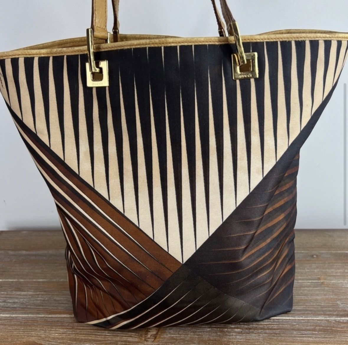 Gucci GUCCI Limited Edition Geometric Vintage Bag Size ONE SIZE - 3 Thumbnail