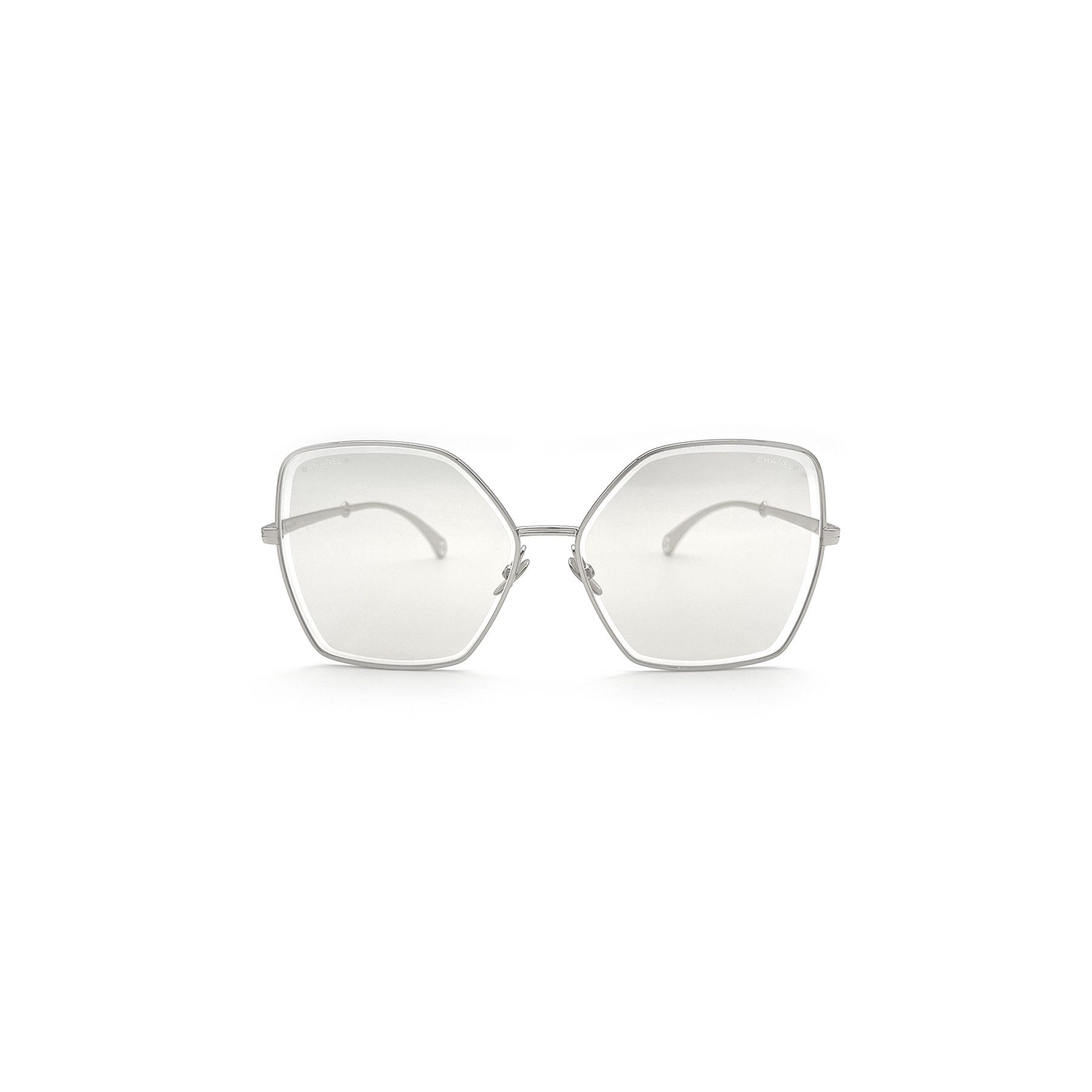 Chanel Chanel Pearl Chain Butterfly Sunglasses Size ONE SIZE - 2 Thumbnail