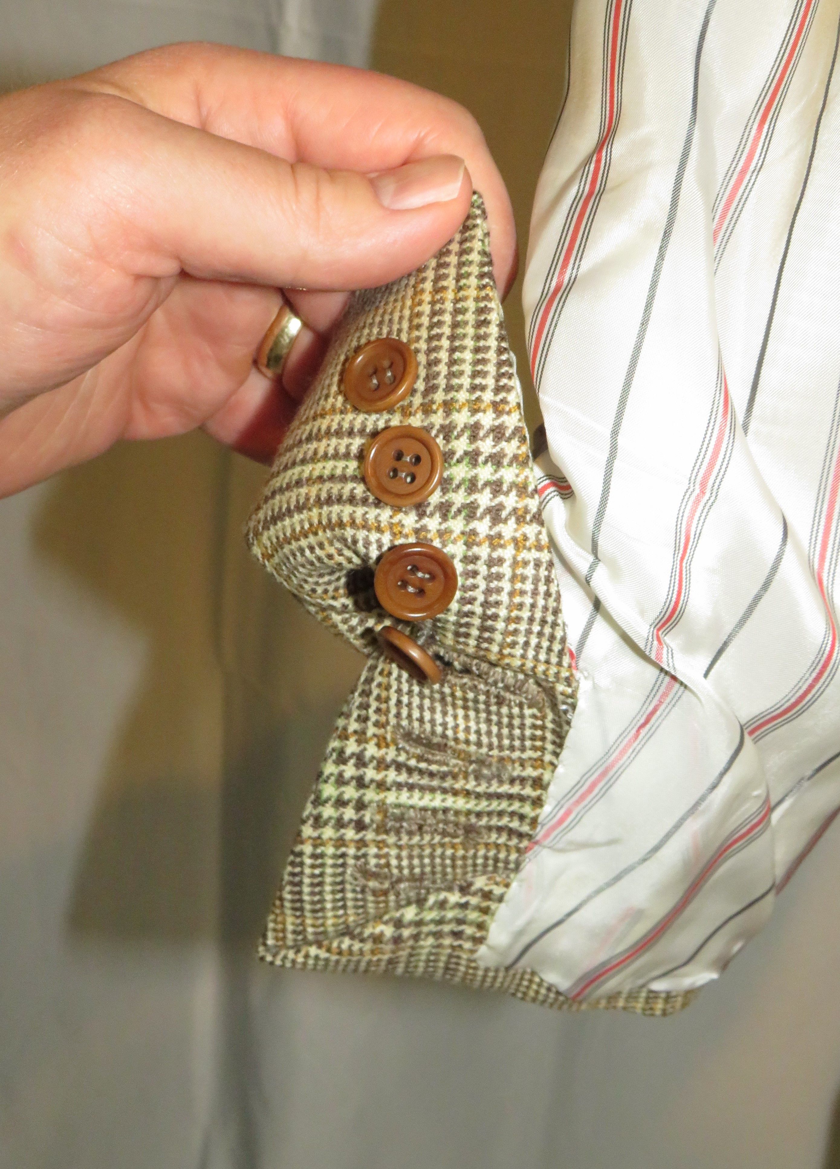 Kiton 100% Cashmere Light Brown Plaid Three Roll Two Blazer 44R Size 44R - 9 Thumbnail