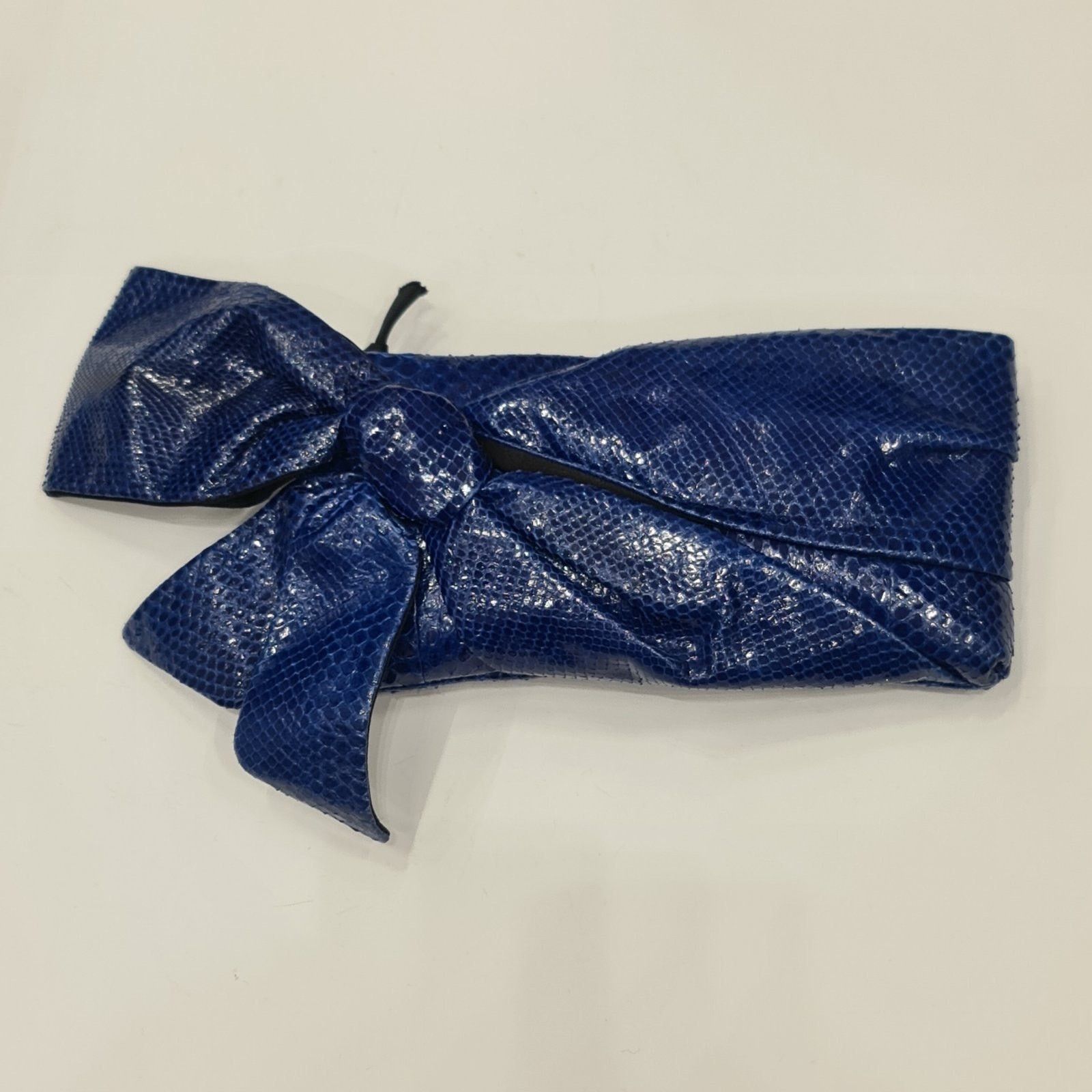 Valentino Valentino Garavani Blue Snakeskin Clutch Bow Bag Size ONE SIZE - 8 Thumbnail