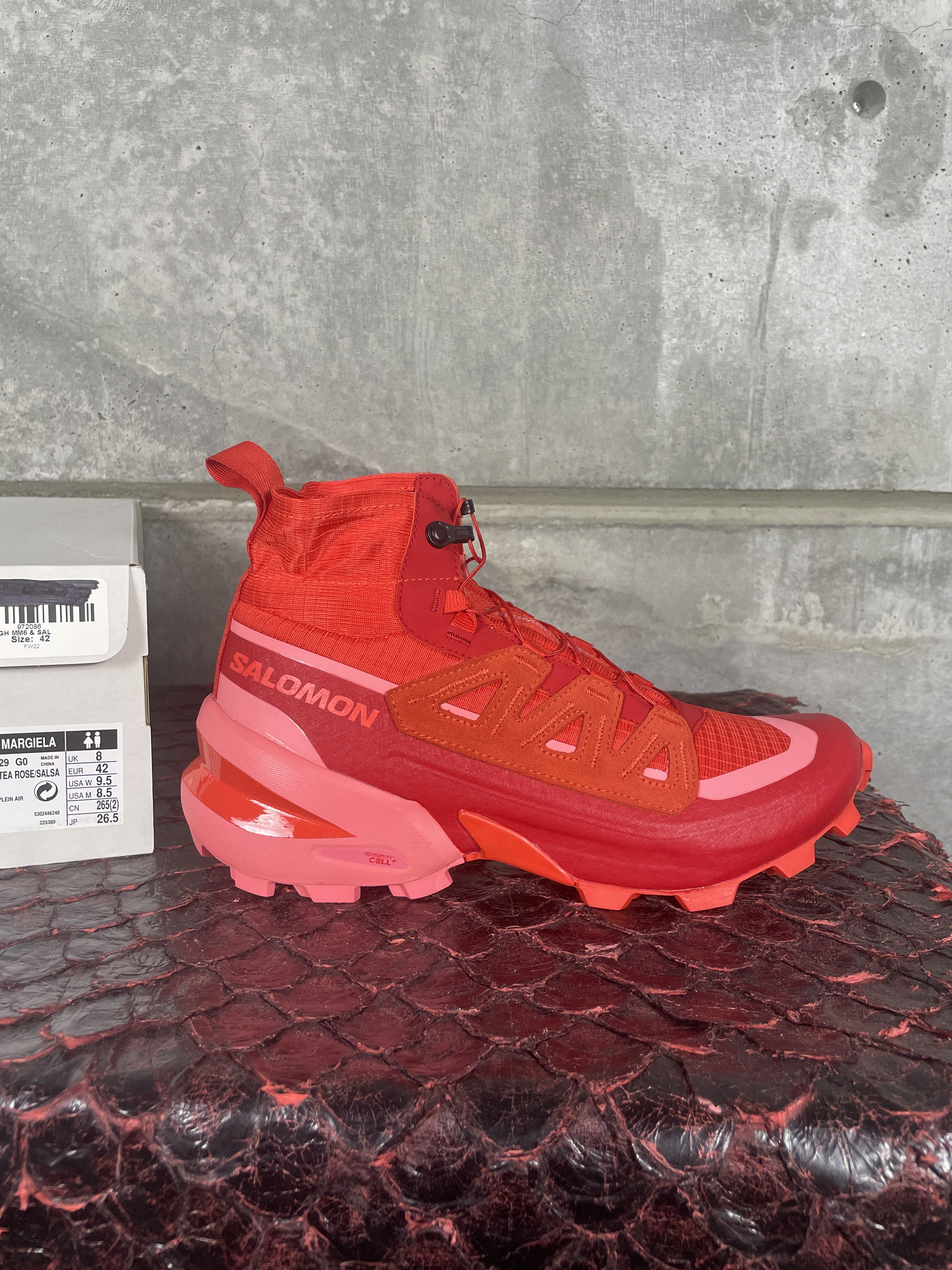 Maison Margiela × Salomon Salomon x MM6 Margiela Cross High Fiery Red Hiking Sneaker Size US 8.5 / EU 41-42 - 4 Thumbnail