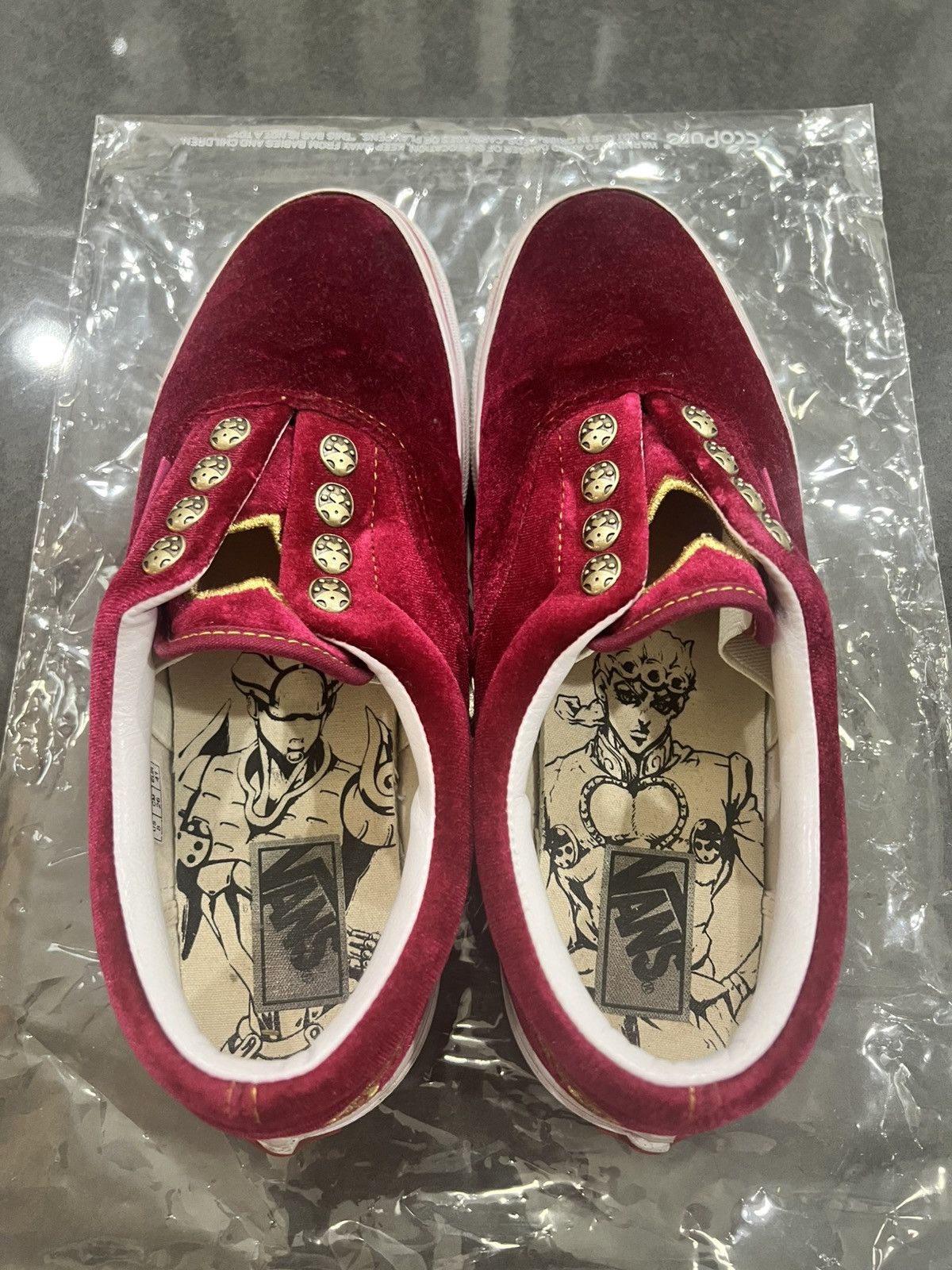 “JoJo’s Bizarre Adventure” Vans