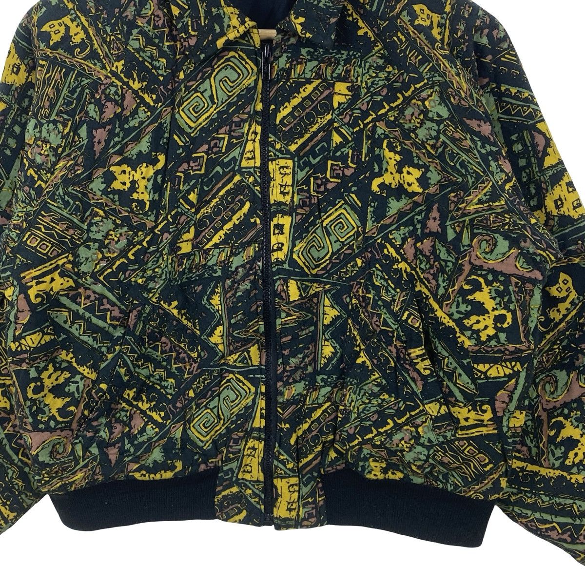 Vintage Vintage 80s CROPPED Abstract Tribal Pattern Bomber Jacket Size US L / EU 52-54 / 3 - 7 Thumbnail