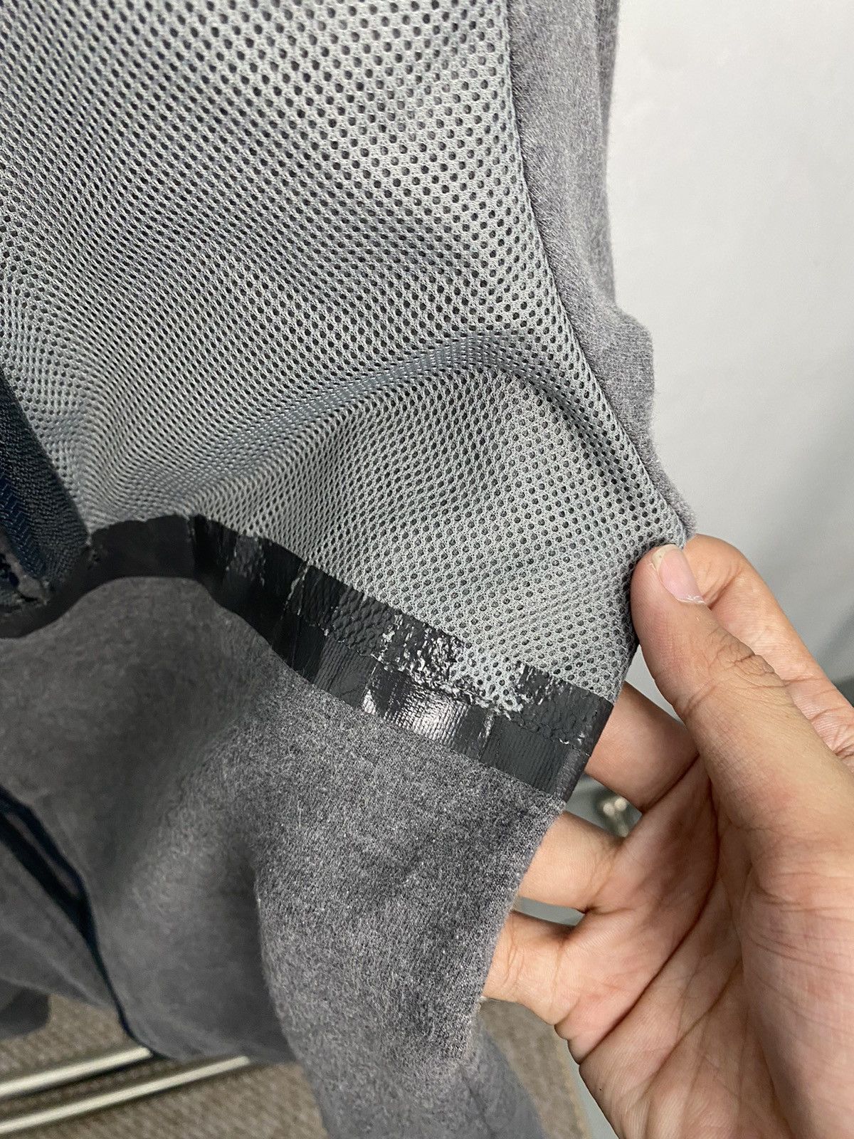 Gucci Gucci Technical Panel Zip-Up Sweatshirt Size US S / EU 44-46 / 1 - 11 Thumbnail