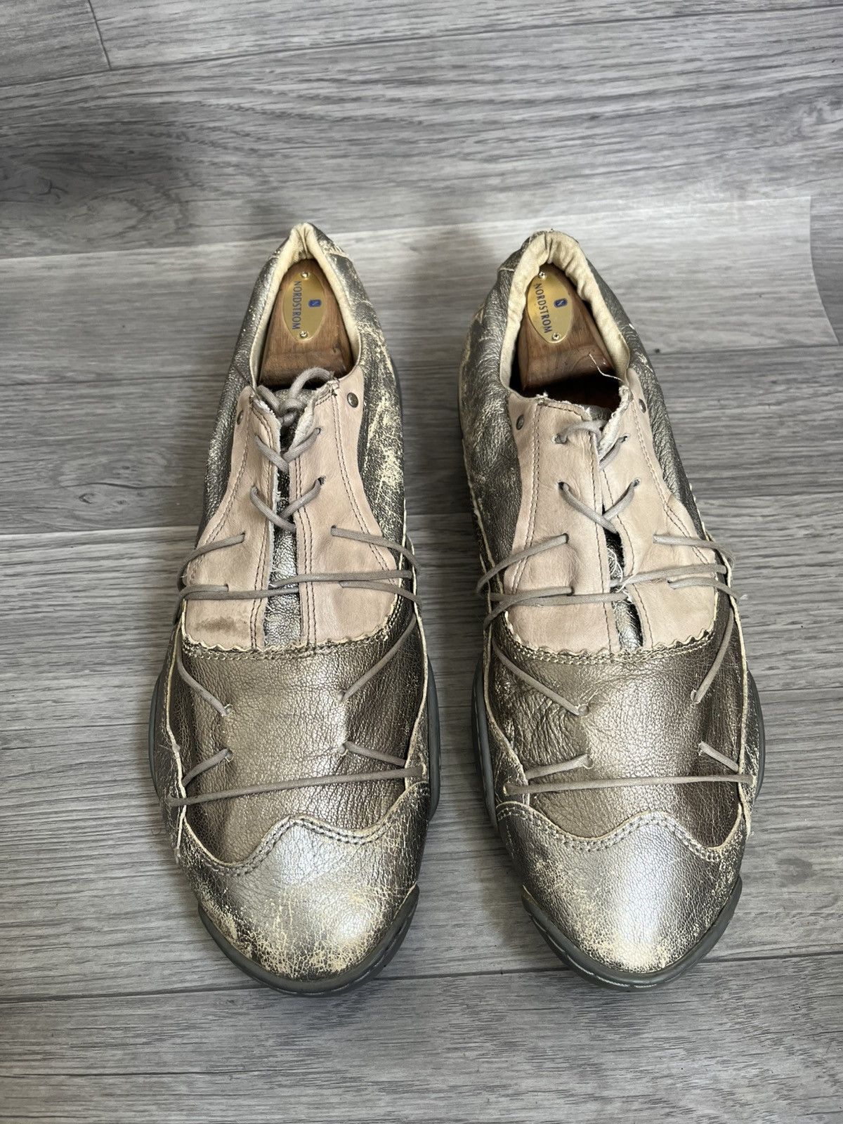 Marithe + Francois Girbaud Marithe Francois girbaud leather low top sneakers sz 43 Size US 10 / EU 43 - 2 Thumbnail