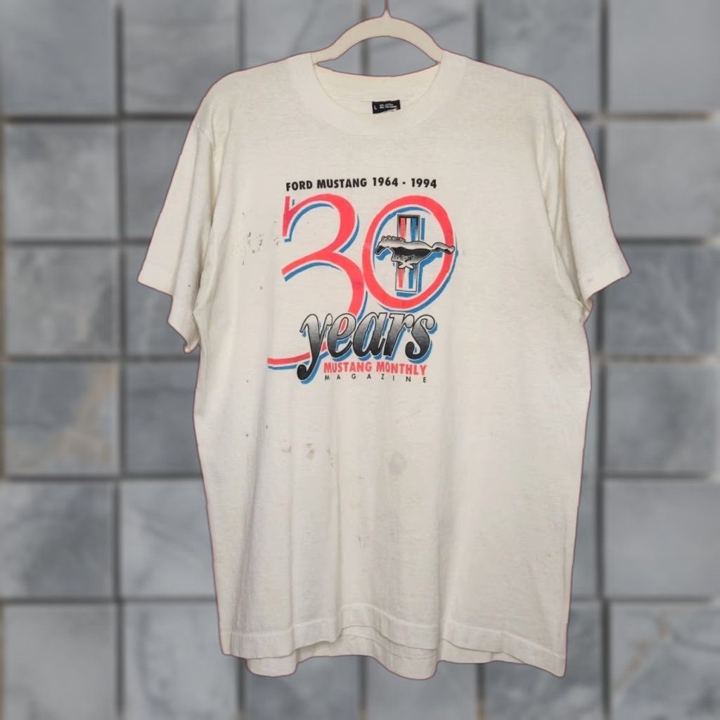 Vintage VINTAGE Ford Mustang Shirt Mens L Distressed 30 Years Single Stitch White Grunge Car Screen Stars Size US L / EU 52-54 / 3 - 1 Thumbnail