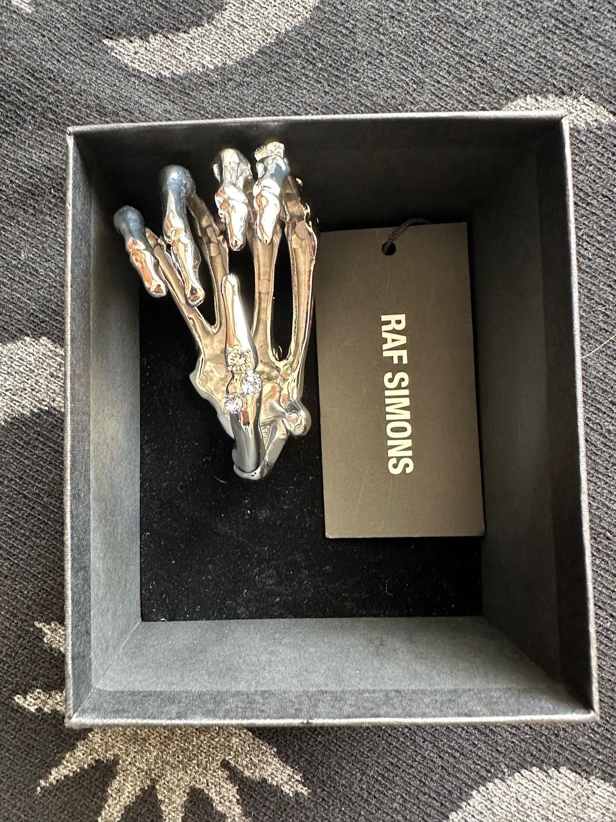 Raf Simons Raf Simon Skeleton hand cuff bracelet with diamond Size ONE SIZE - 3 Thumbnail