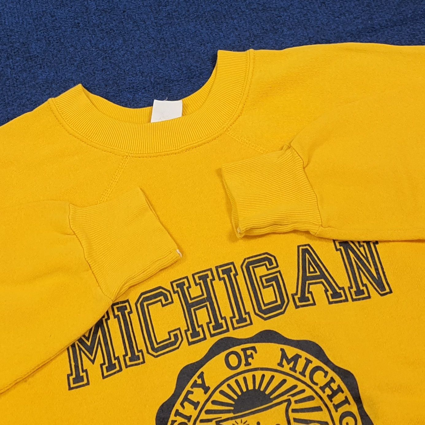 Vintage Vintage 80s University of Michigan Maize Crewneck C292N27 Size US S / EU 44-46 / 1 - 4 Thumbnail