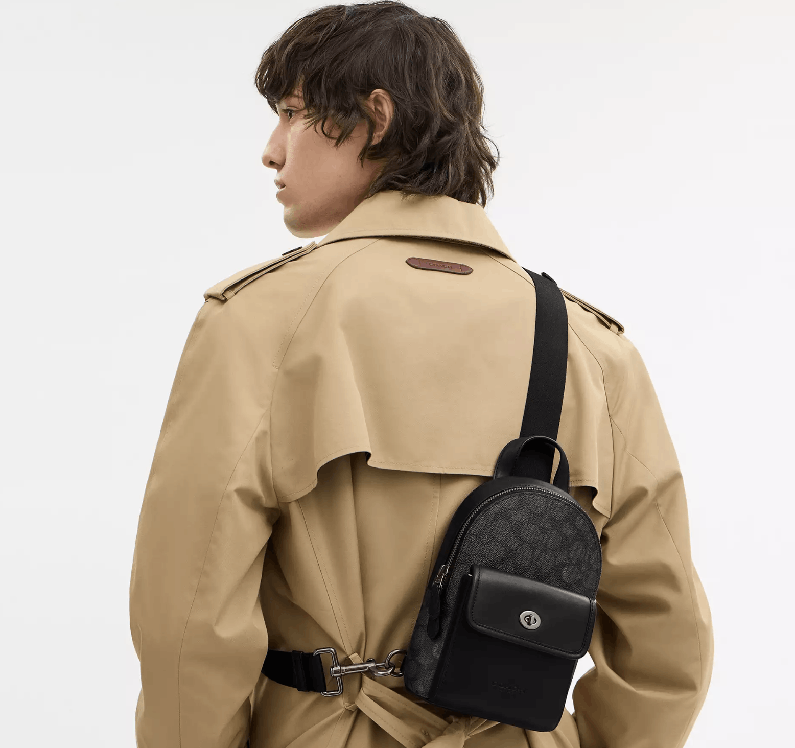 Coach Small Turnlock Sling Pack In Signature Canvas CAJ29 Size ONE SIZE - 4 Thumbnail