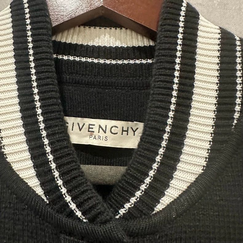 Givenchy Givenchy Printed Long-sleeved Baseball Jacket with Zipper Size US S / EU 44-46 / 1 - 2 Thumbnail