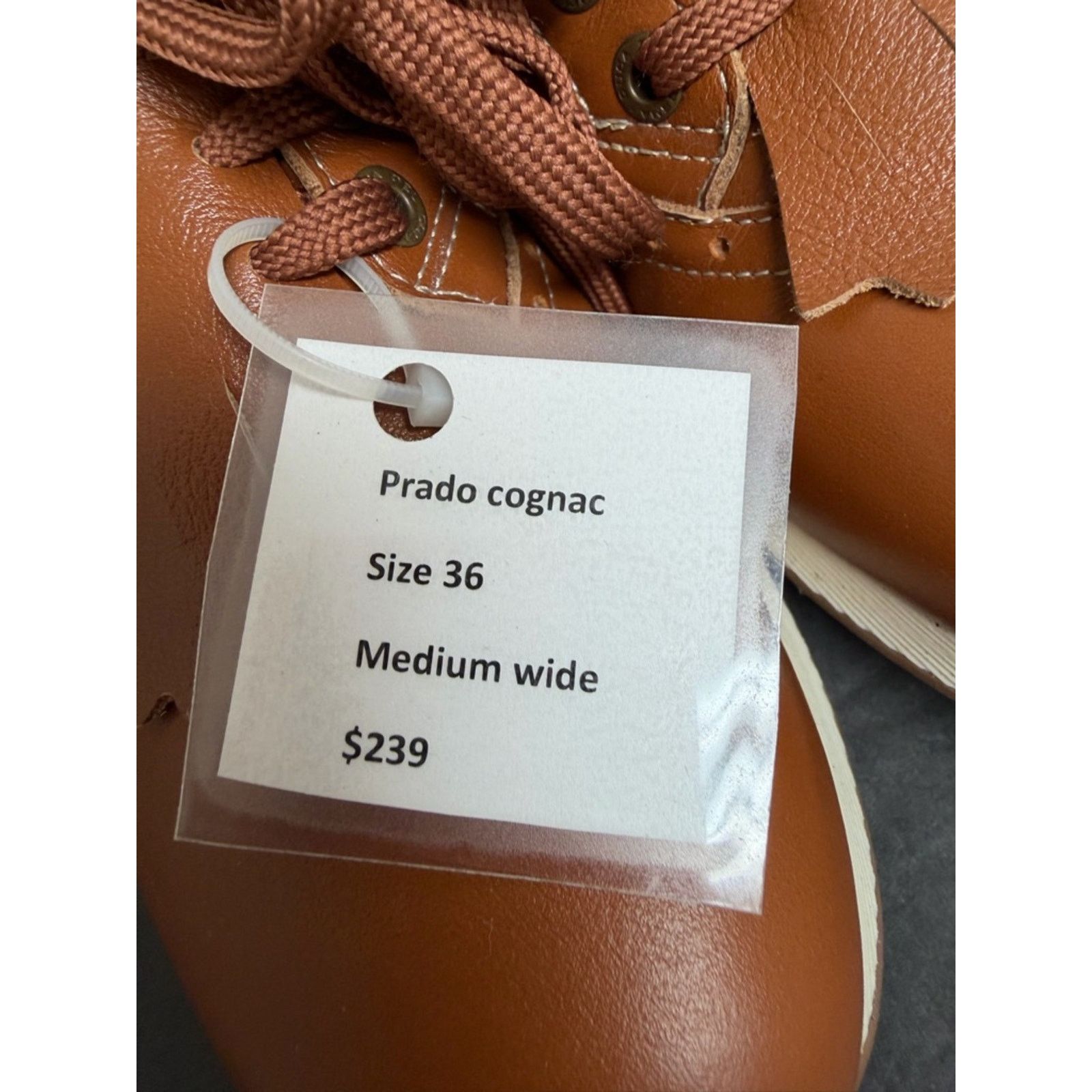 Other DUCA DEL COSMA WOMEN'S PRADO COGNAC GOLF SHOE RARE SAMPLE Size US 6 / IT 36 - 5 Thumbnail