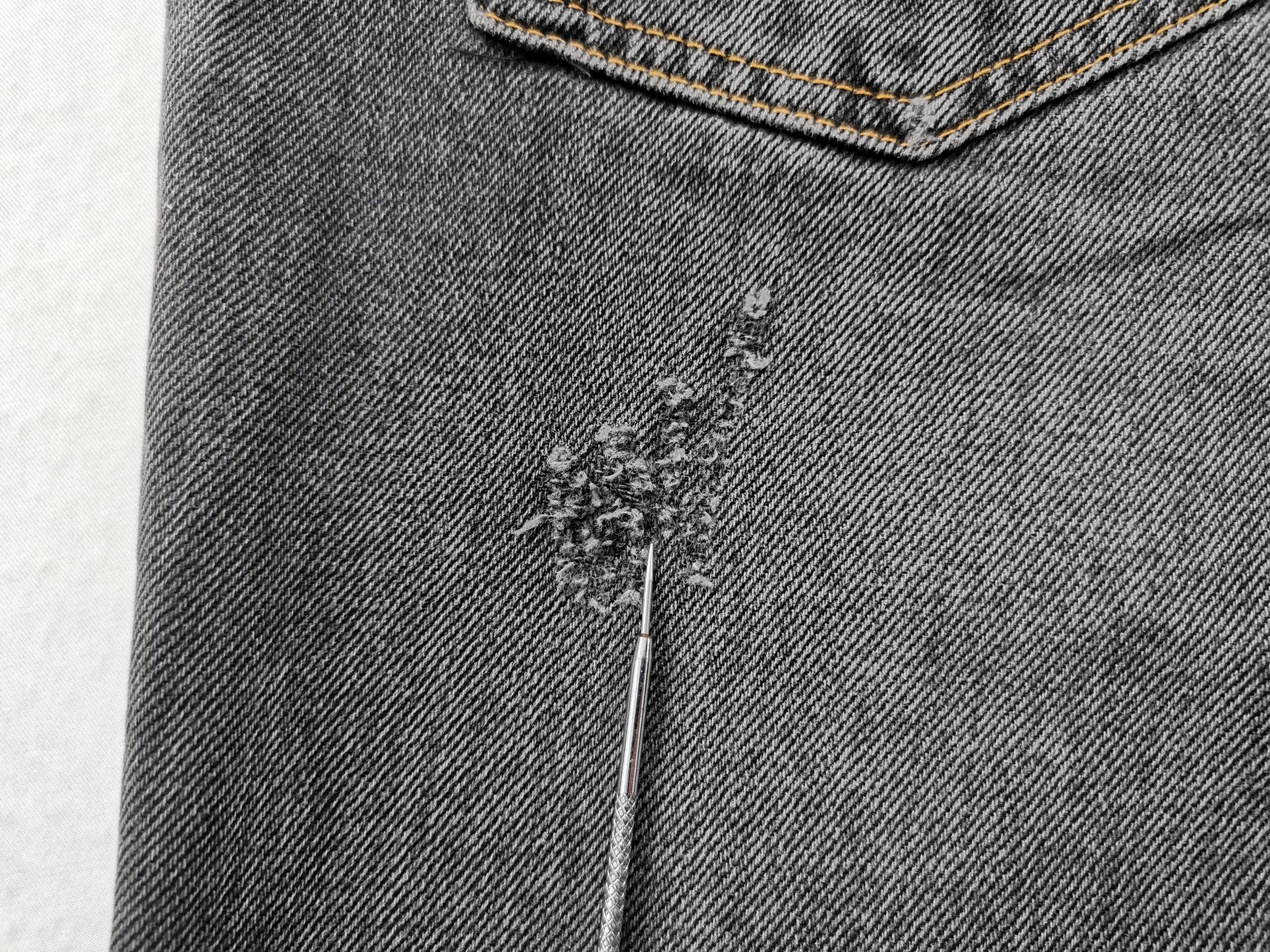 Dolce & Gabbana Dolce & Gabbana Vintage Made In Italy Denim Jeans Size 32 Size US 32 / EU 48 - 12 Thumbnail