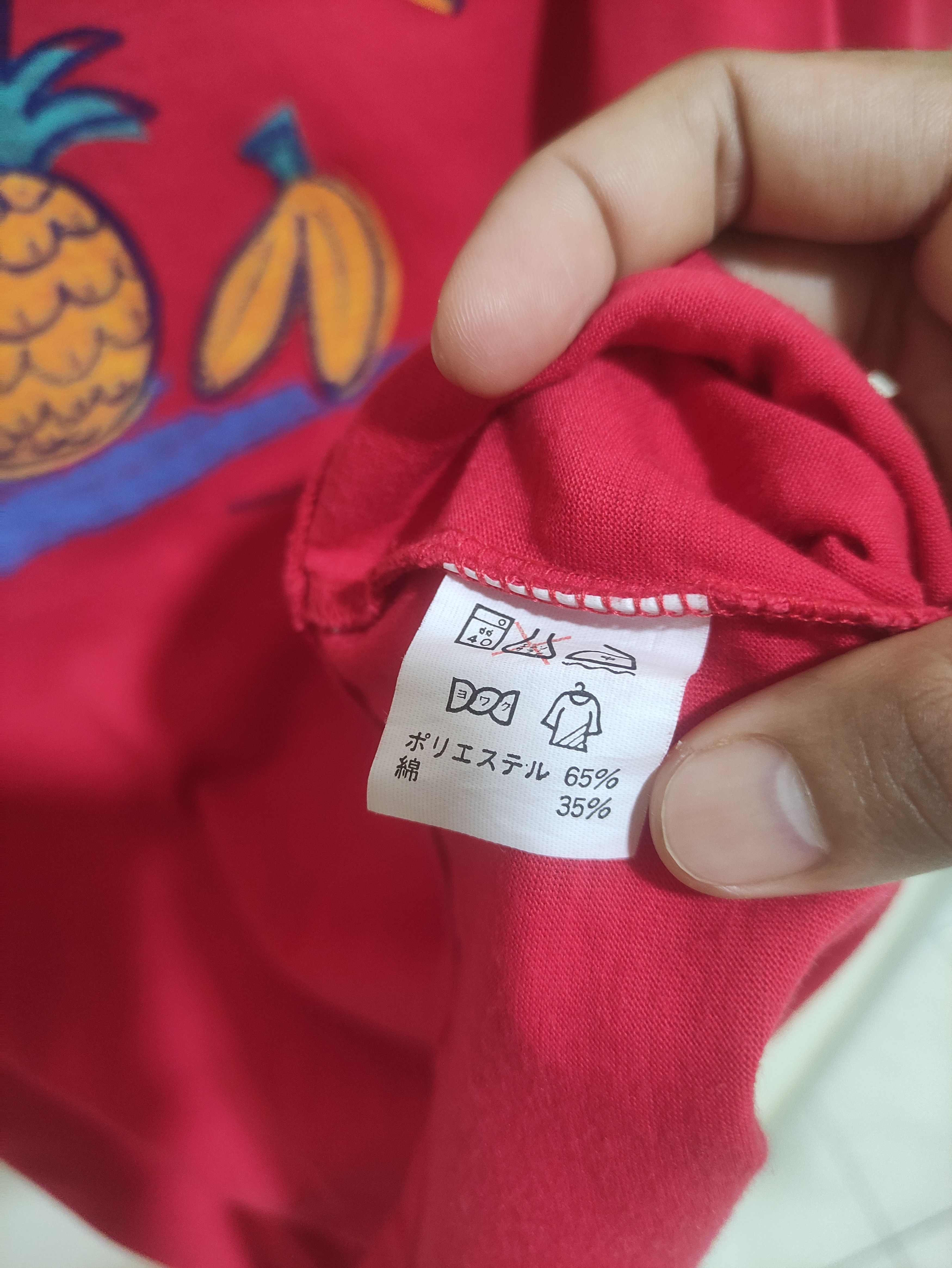 Vintage Vintage Simple Okinawa by HandMade YUKI Original RED T-Shirt Size US S / EU 44-46 / 1 - 5 Thumbnail