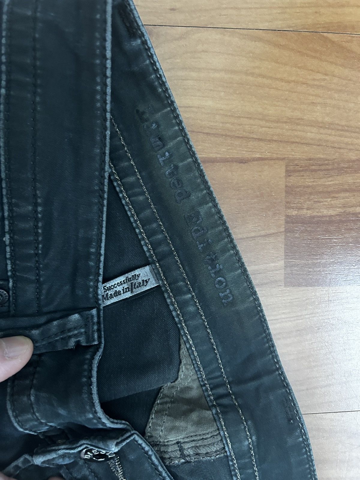 Diesel × Diesel Black Gold Diesel Thavar « Faces » slim pants 31W x32L Size US 31 - 7 Thumbnail