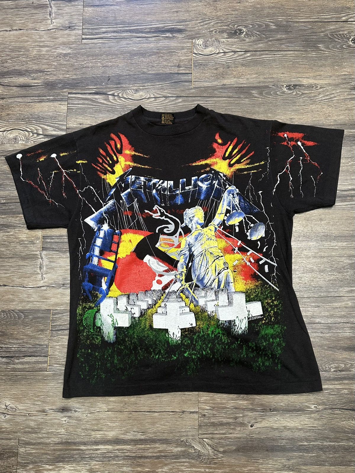 Vintage Vintage *SUPER RARE* Metallica Graphic T-Shirt Size US XL / EU 56 / 4 - 1 Thumbnail