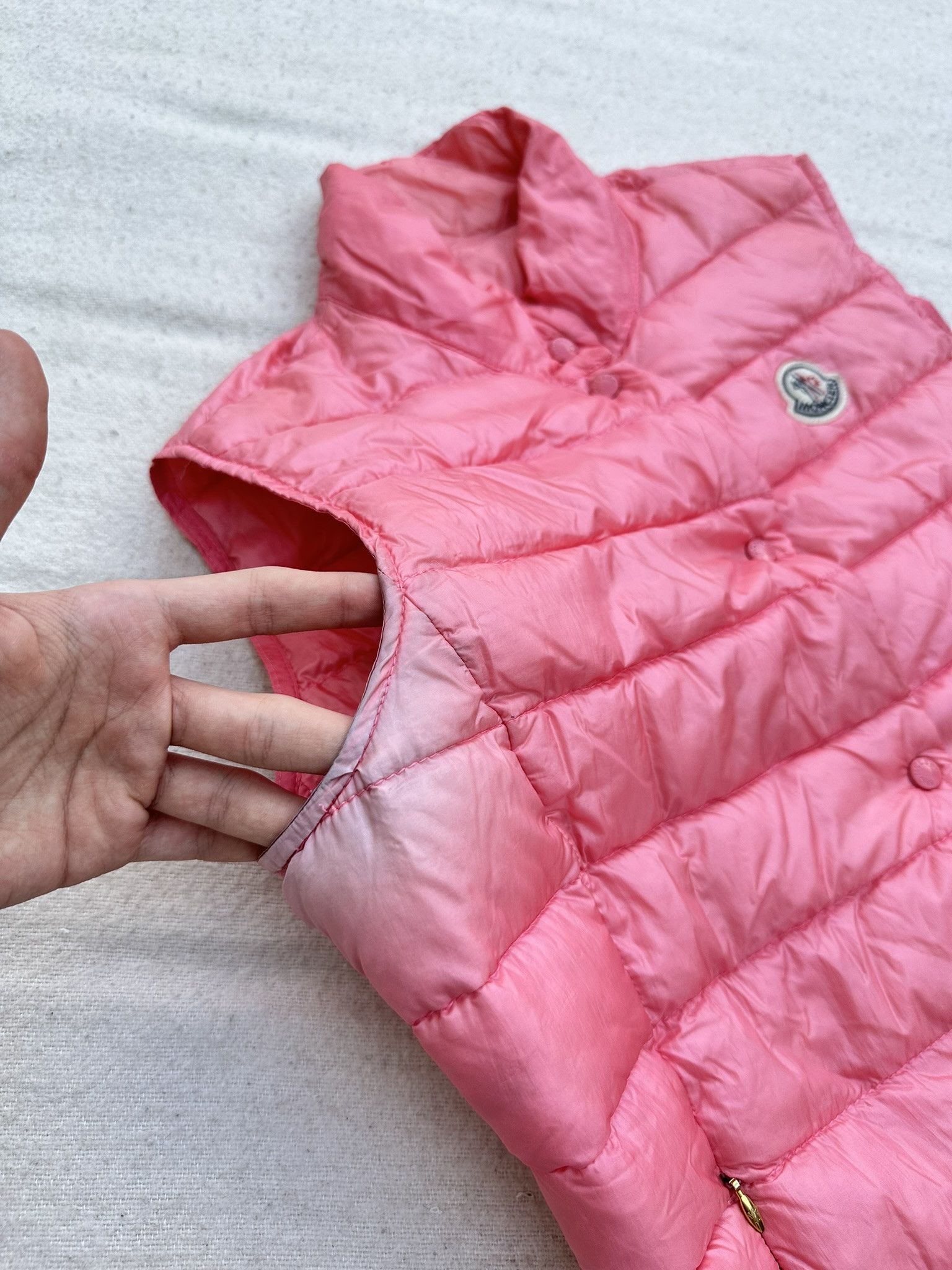 Moncler Moncler Vest Jacket Coral Pink Patch Logo Buttoned Size S / US 4 / IT 40 - 3 Thumbnail