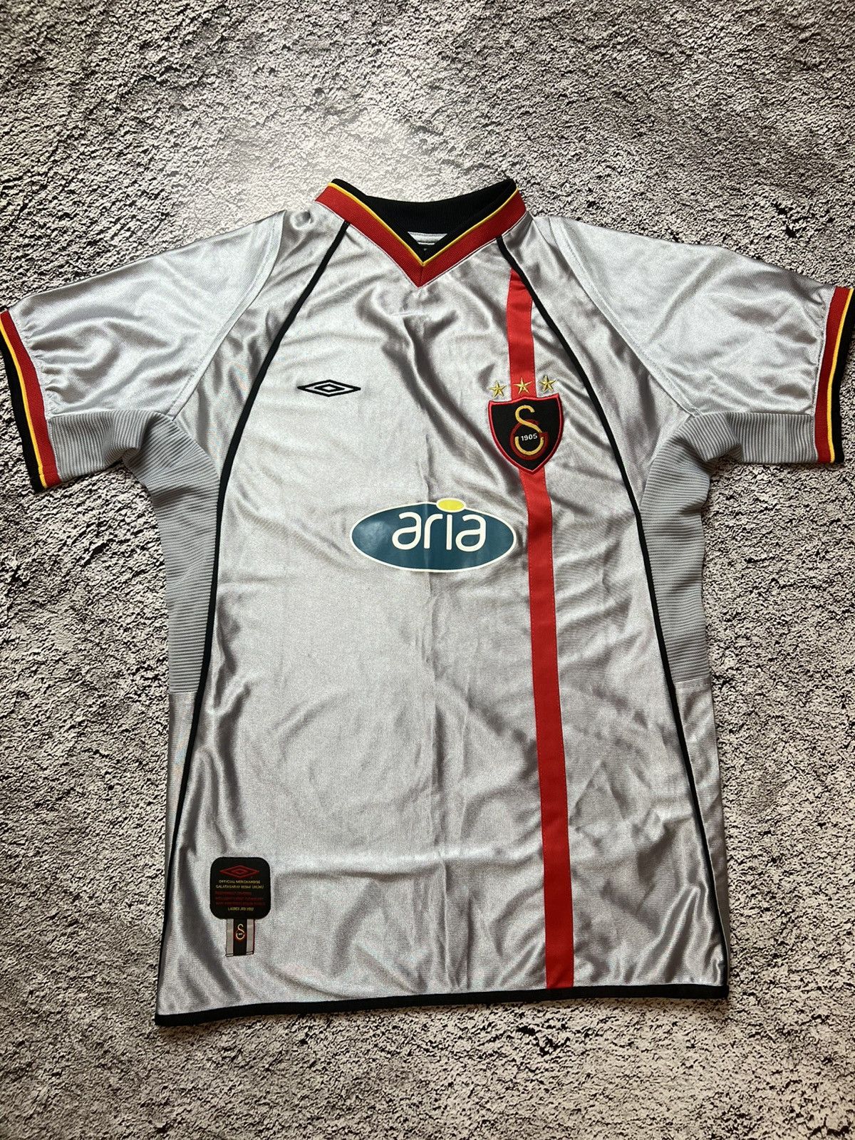 Umbro 2002-2003 Galatasaray Turkey 🇹🇷 umbro vintage jersey Size US S / EU 44-46 / 1 - 1 Thumbnail