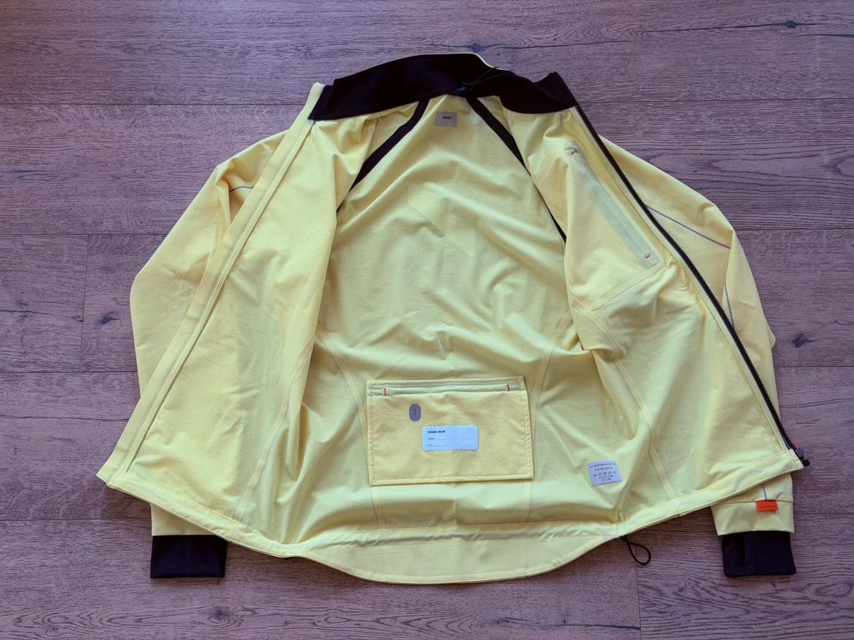 SOAR Running SOAR Running All Weather Jacket 3.0 – Yellow – Size S – BNWT Size US S / EU 44-46 / 1 - 7 Thumbnail