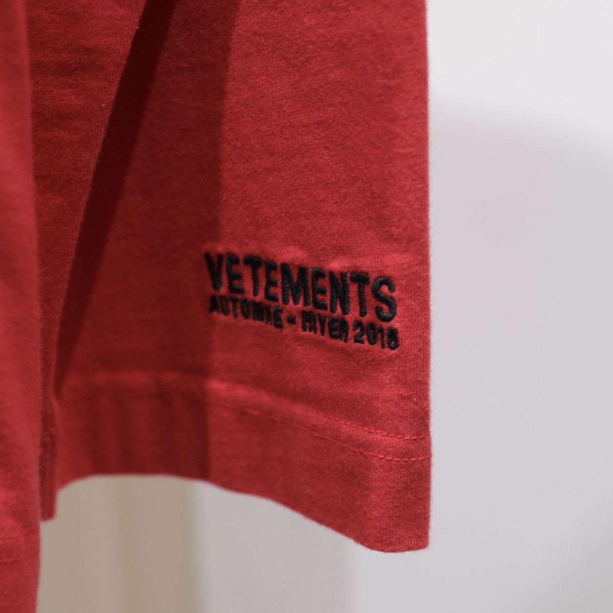 Vetements VETEMENTS 2018 Love Me To Death Cotton Long-Sleeve T-Shirt Size US S / EU 44-46 / 1 - 7 Thumbnail