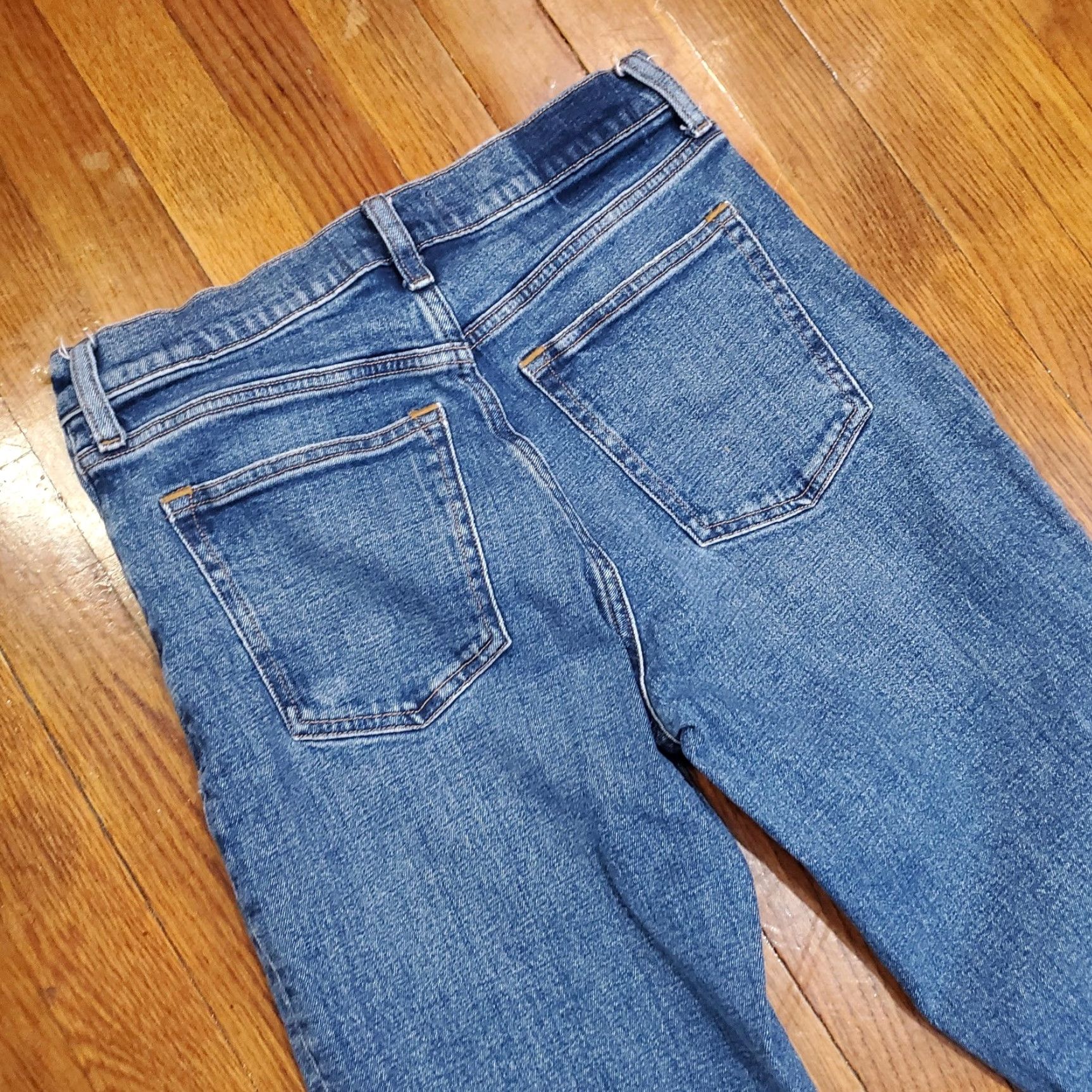 Abercrombie & Fitch Abercrombie & Fitch Jeans The Mom High Rise Womens 4 Long Blue Ripped Knee 27 Size 27" / US 4 / IT 40 - 3 Thumbnail