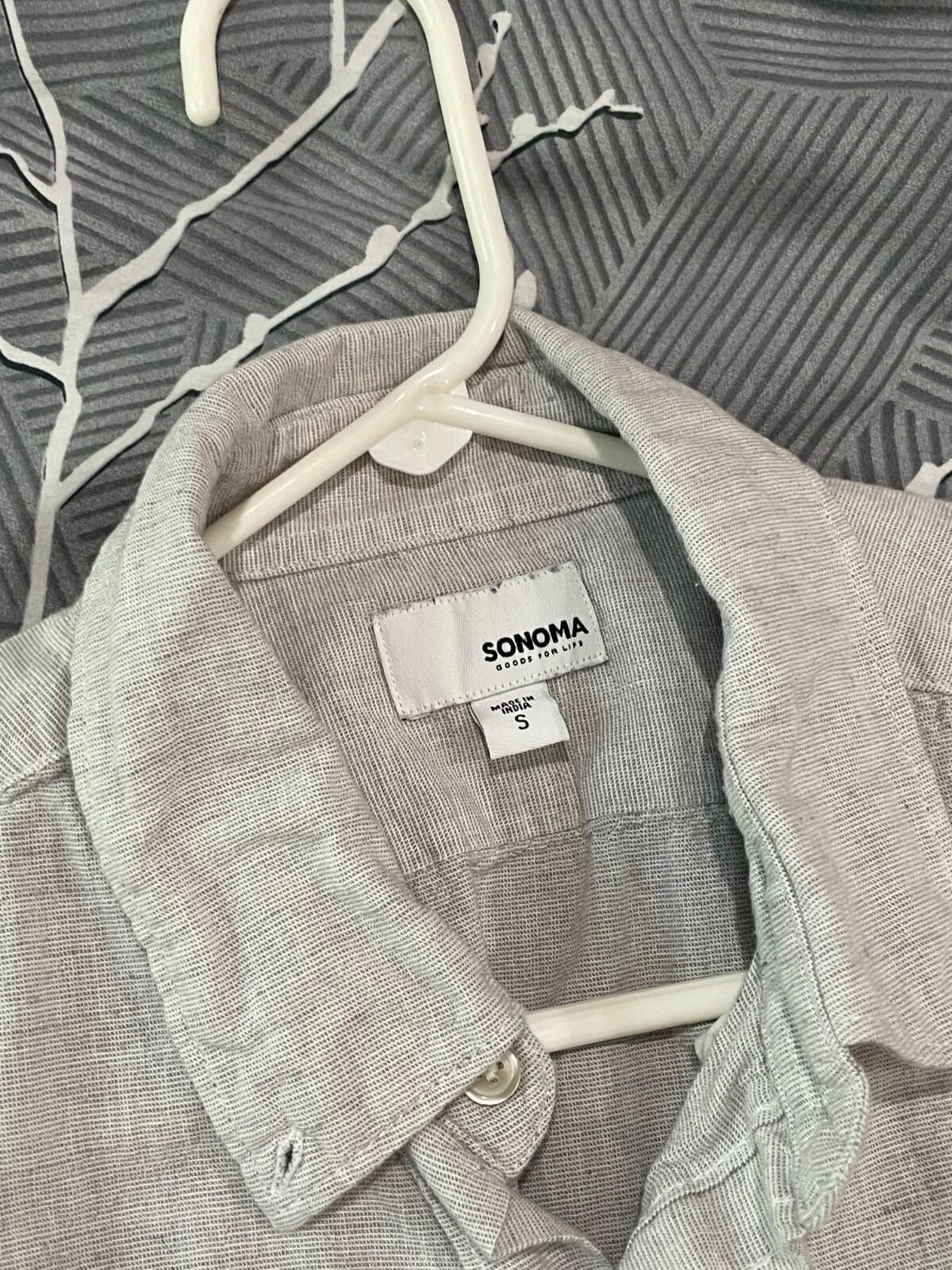 Sonoma Mens Sonoma Grey Button Down Short Sleeve Shirt (Size: S) Size 36R - 3 Thumbnail