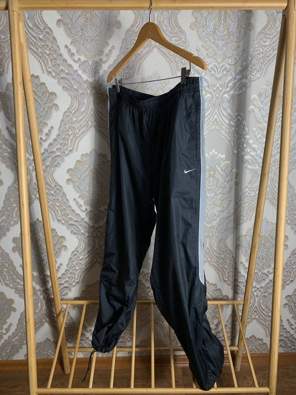 Nike Vintage Nike Nylon Retro Drill Sweatpants Swoosh Y2K 90s Sk8 Size US 36 / EU 52 - 4 Thumbnail