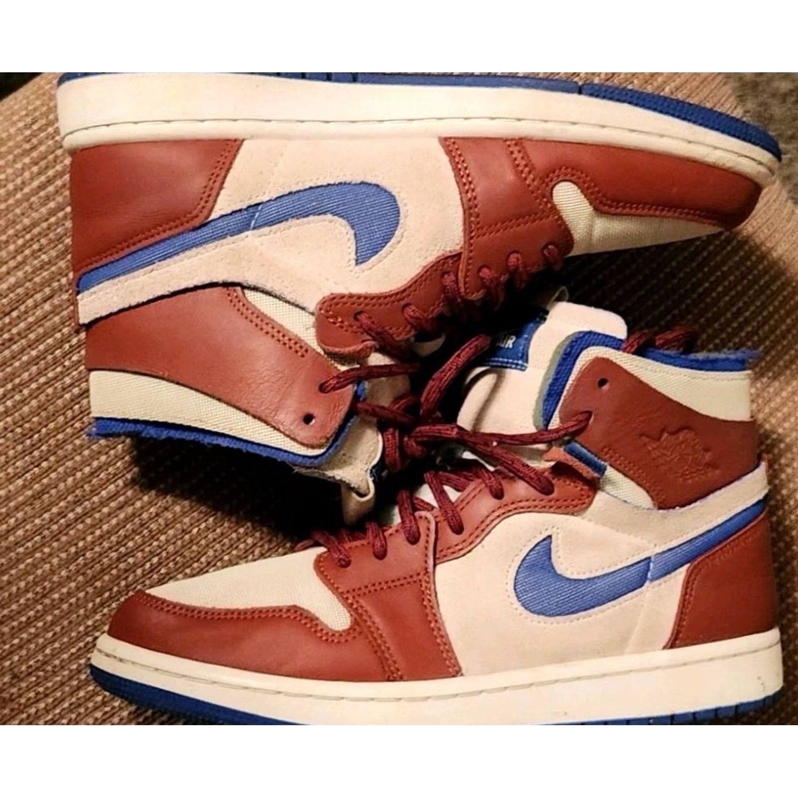 Jordan Brand Nike Air Jordan 1 Zoom Air CMFT Royal Redstone Womens 7 Sneaker High Top Leather Cushioned 2021 Basketball Mens Womens Girls Size US 7 / IT 37 - 2 Thumbnail