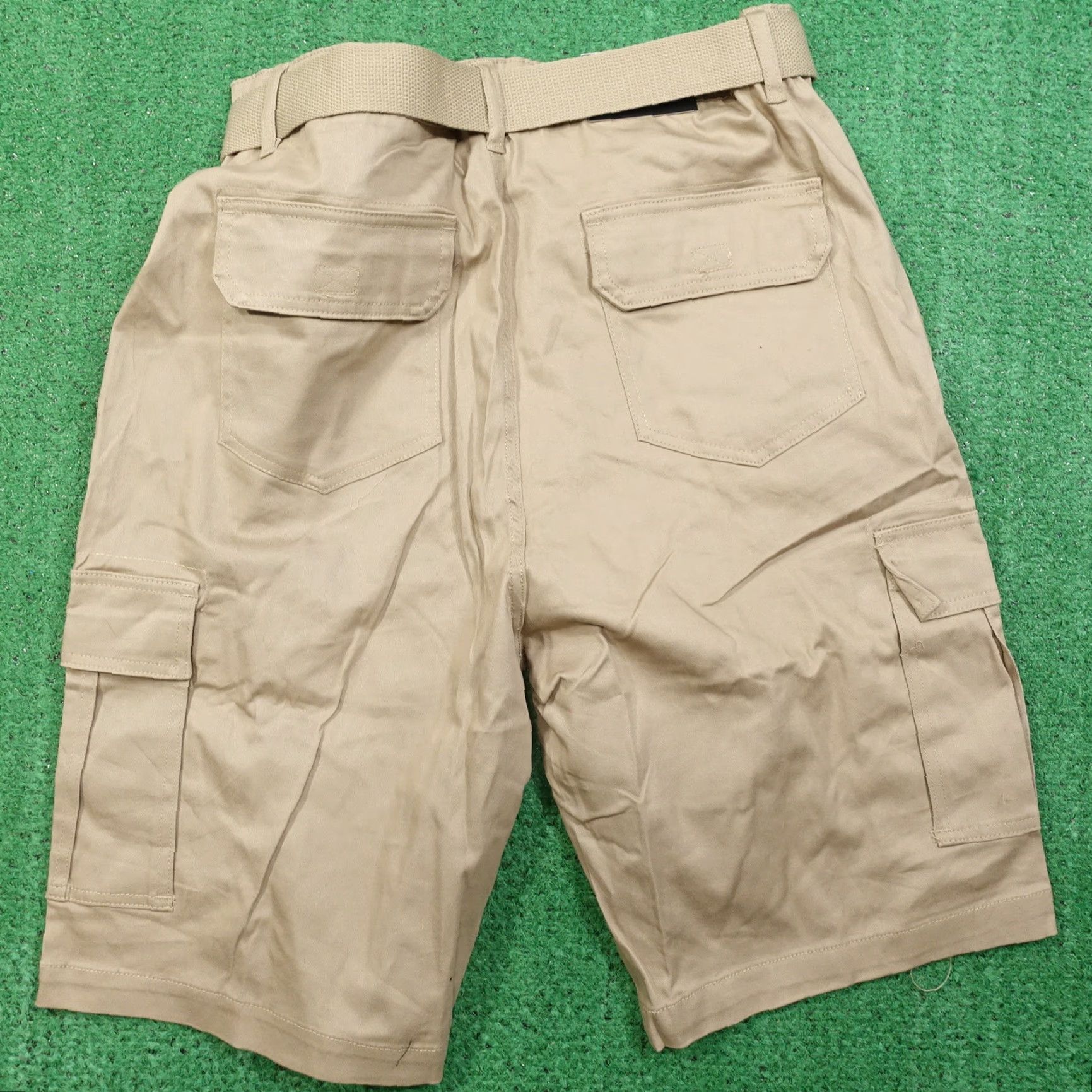 Vintage VINTAGE Blu Rock Cargo Shorts Men Size 38 Beige Cotton Casual Flat Front Belt Inseam 11.5" Size US 38 / EU 54 - 5 Thumbnail