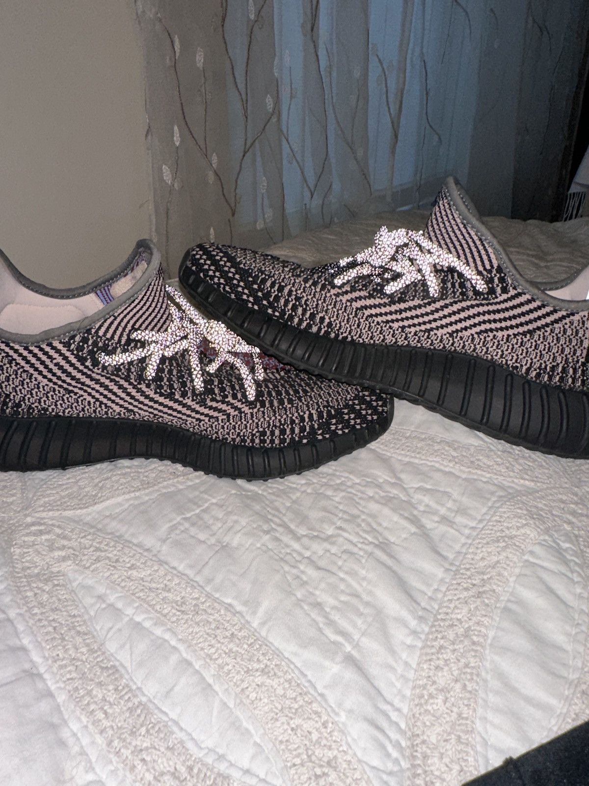 Adidas × Yeezy Yeezy Boost 350 Yecheil non-reflective version Size US 10 / EU 43 - 3 Thumbnail