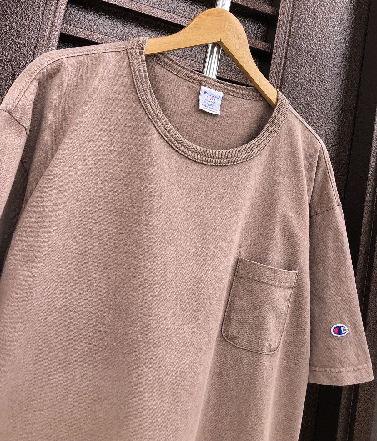 Champion Vintage Champion Sun Faded Pocket Brown Shirt Size US XL / EU 56 / 4 - 1 Thumbnail