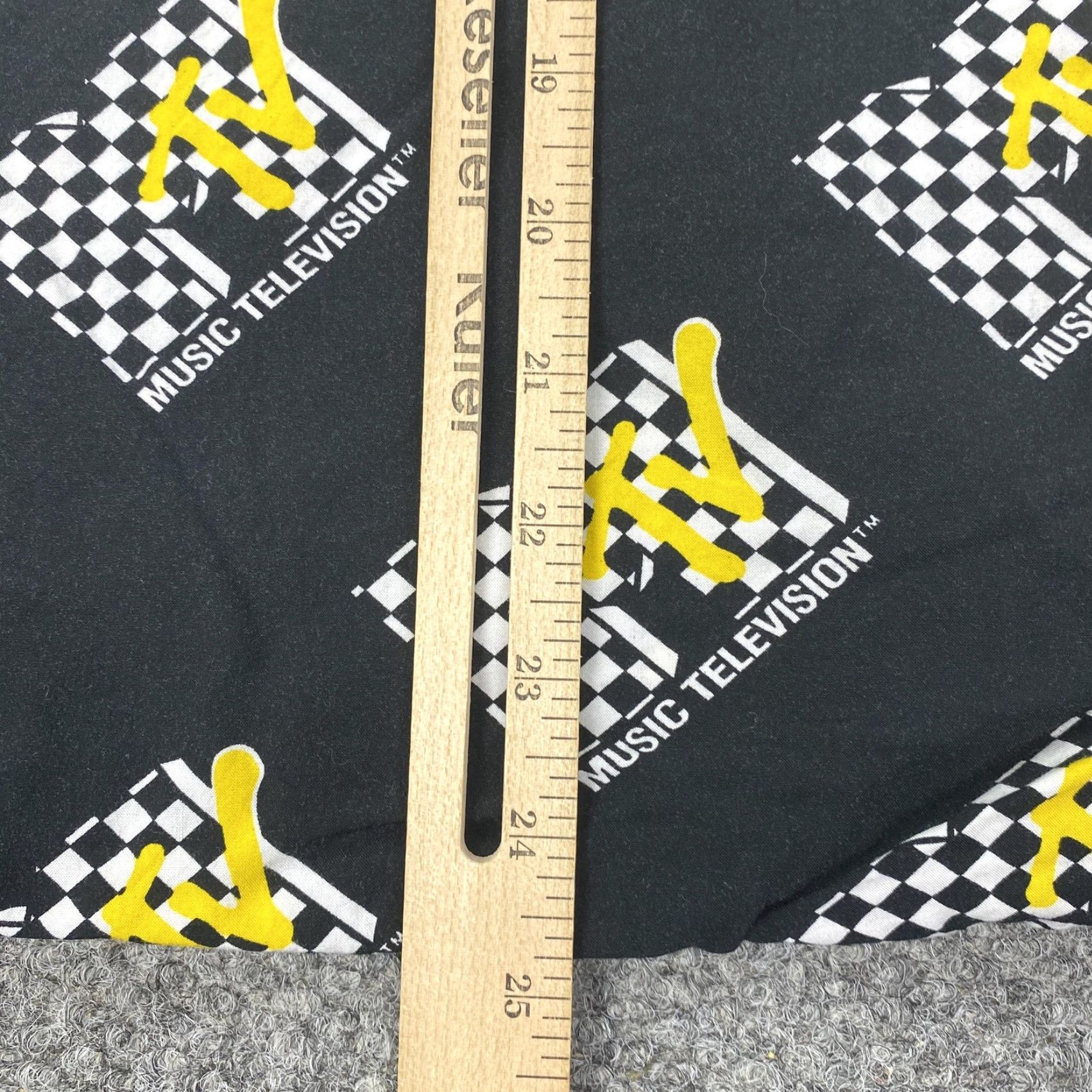 Vintage MTV Shirt Mens Large Black Rayon Button Up Short Sleeve Graphic Print Music Theme 90s Concert Mens Size US L / EU 52-54 / 3 - 7 Thumbnail