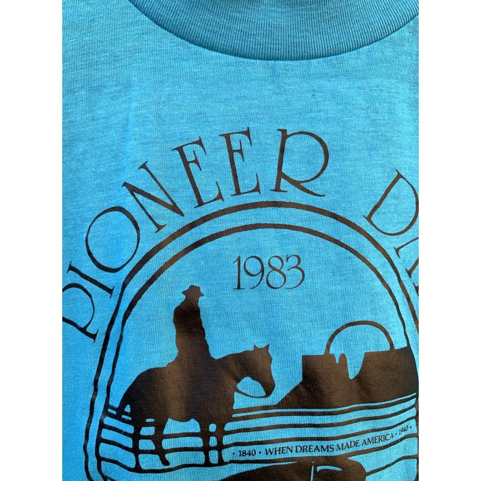 Vintage VINTAGE Sunbelt Sportswear Pioneer Days 1983 Chico State University Muscle Tee Sleeveless T Shirt L Men California University 80s Graphic Print Size US L / EU 52-54 / 3 - 3 Thumbnail