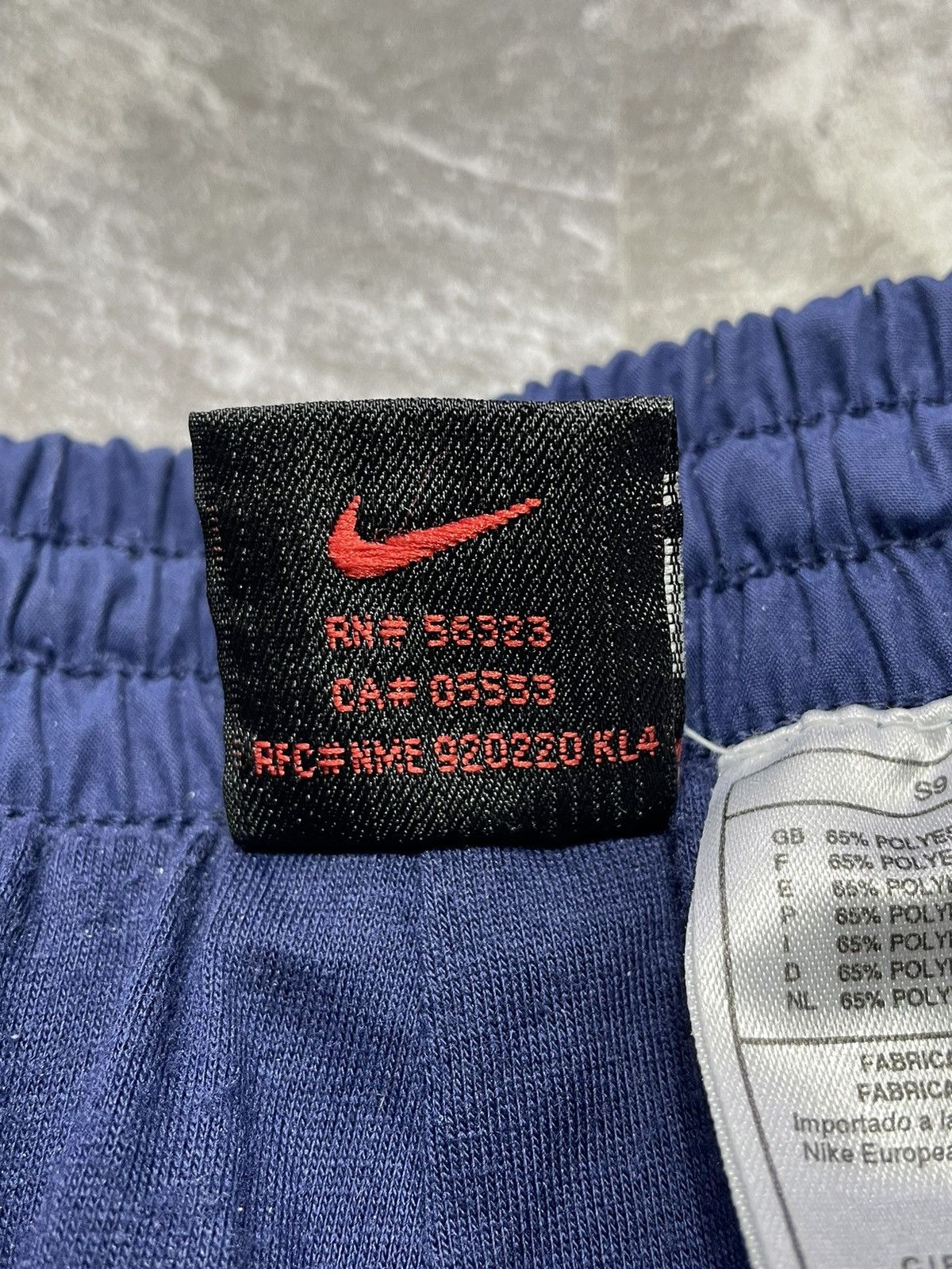Nike Vintage Nike Nylon Track Pants Striped 2000s Joggers Swoosh Size US 34 / EU 50 - 8 Thumbnail