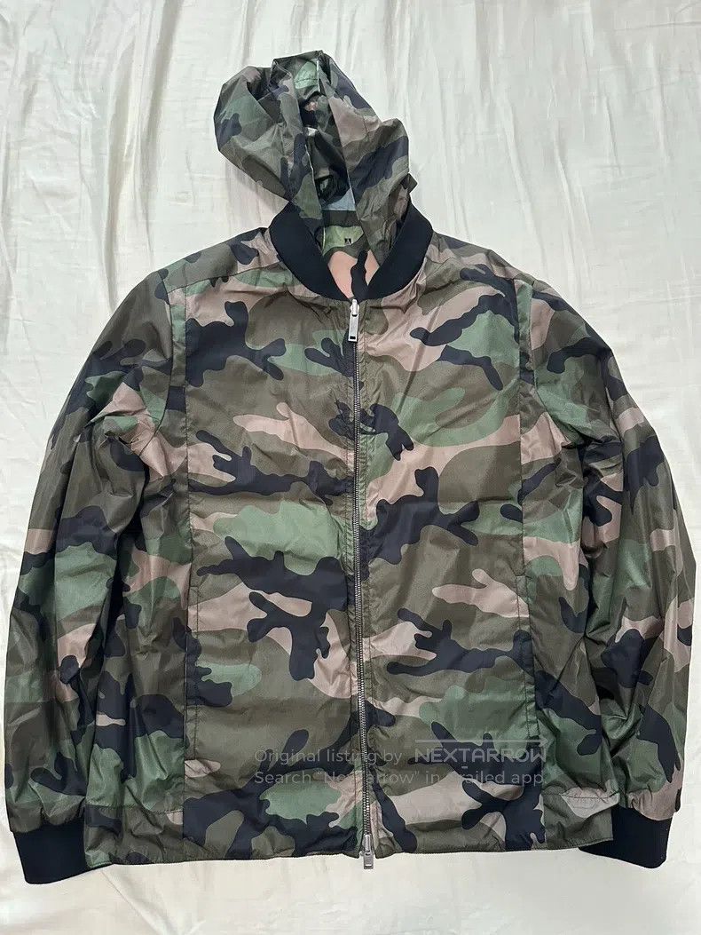 Valentino Valentino Camouflage reversible padded hooded jacket Size US S / EU 44-46 / 1 - 1 Thumbnail