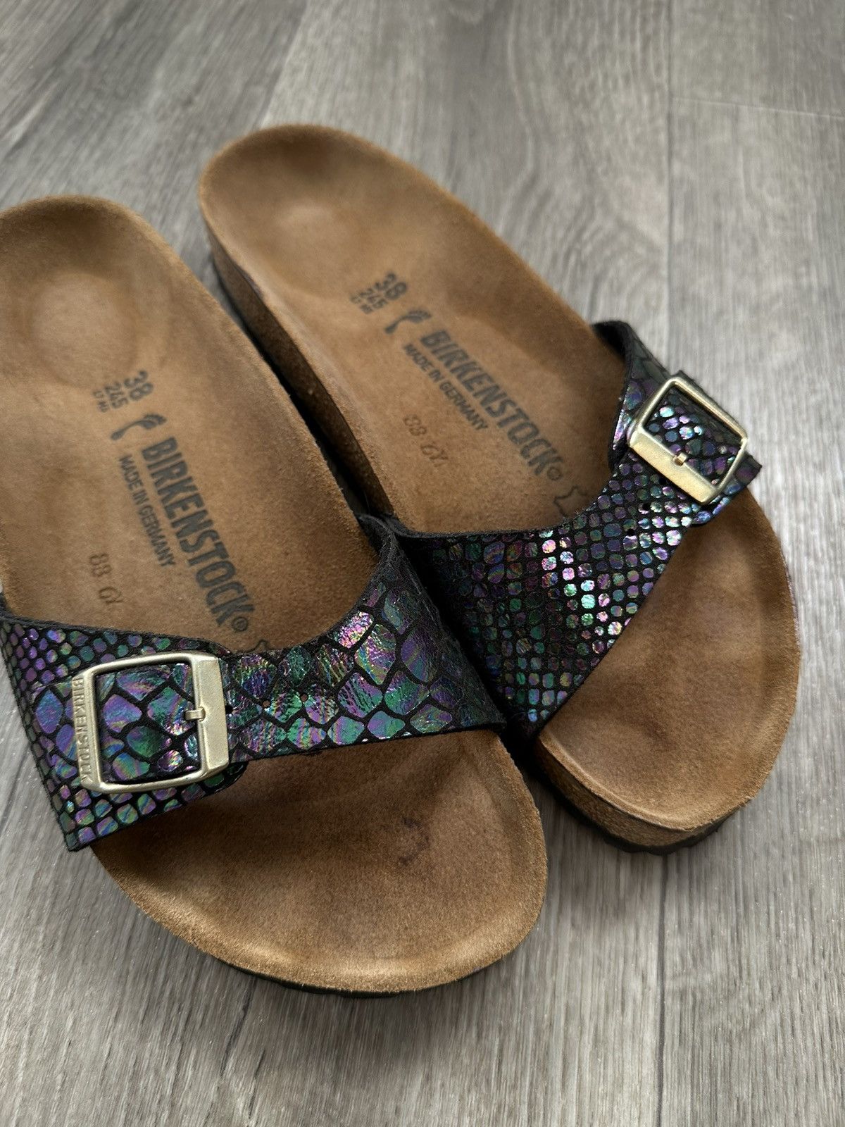 Birkenstock × Vintage 🫧Birkenstock Vintage Patent Leather Buckle Sandals Size US 8 / IT 38 - 14 Thumbnail