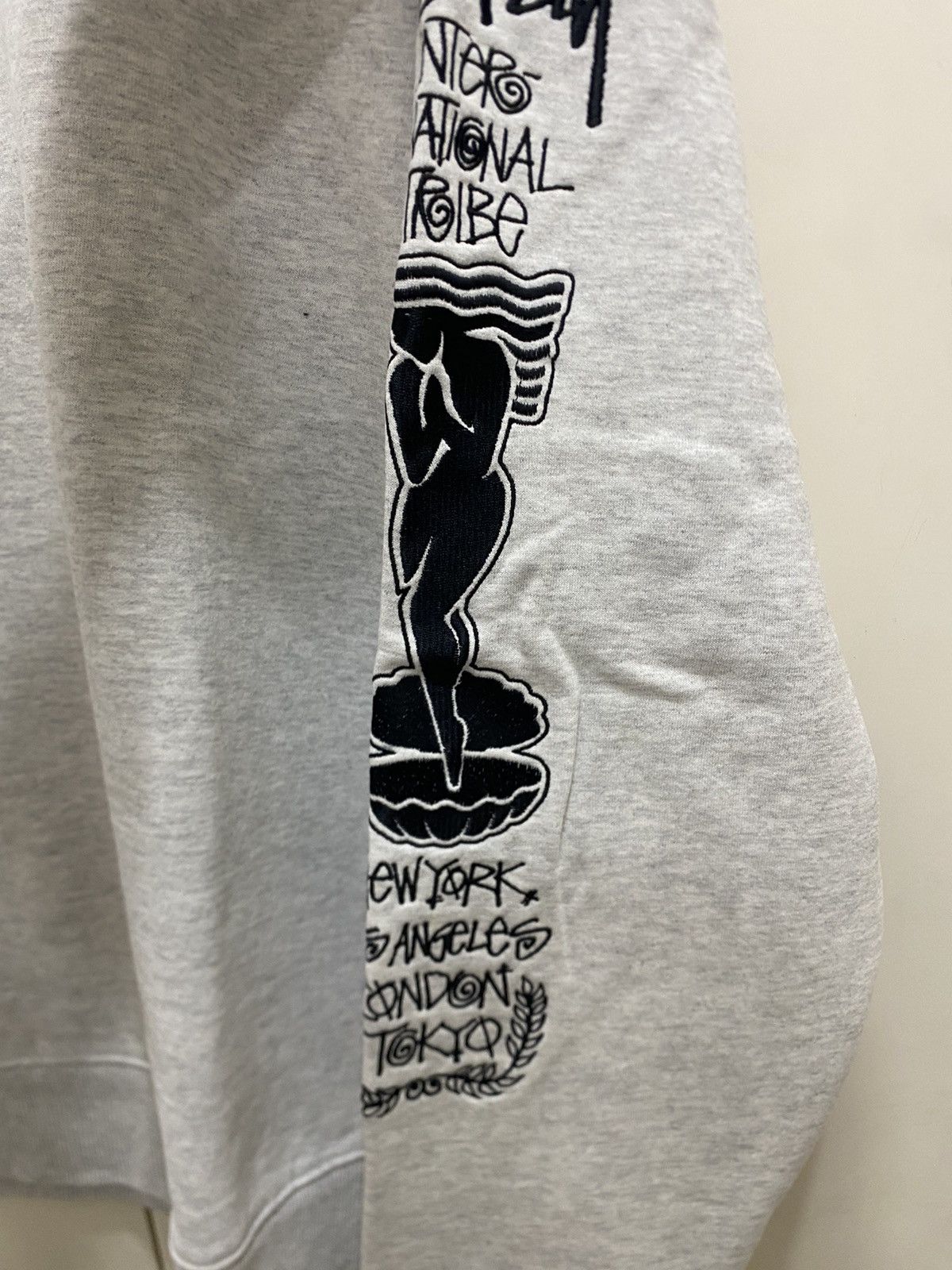 Stussy Stüssy International Tribe sweatshirt, size XL, gray, used Size US XL / EU 56 / 4 - 9 Thumbnail