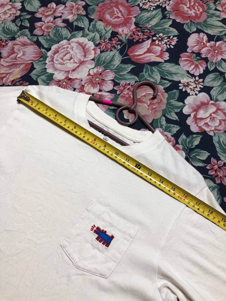 Uniqlo Vintage Uniqlo Y2K Logo Short Sleeve T-Shirt Size S Size US S / EU 44-46 / 1 - 11 Thumbnail