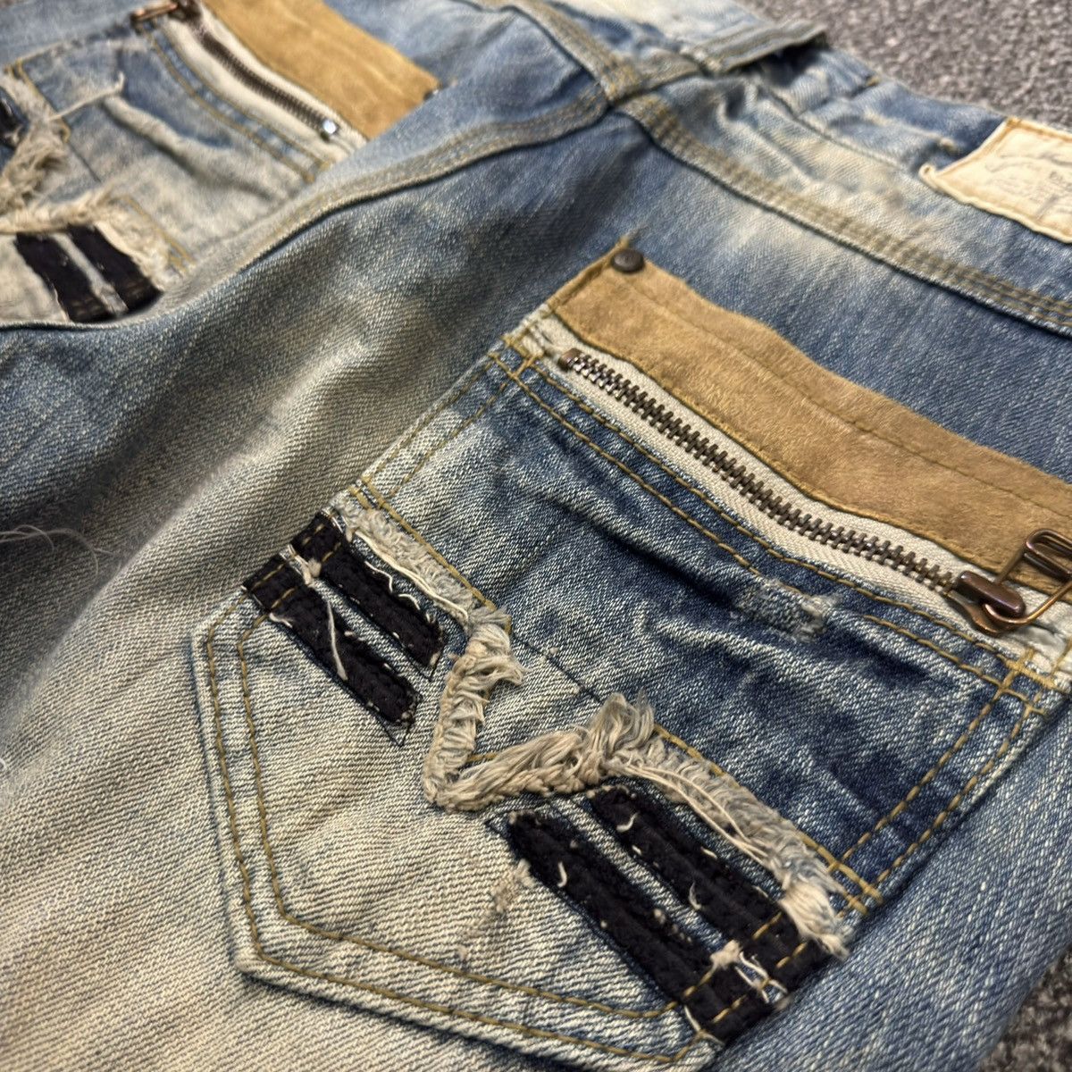 Beauty Beast Lolita Flared Distressed Exotic Heavy Faded Denim Jeans Size US 29 - 10 Thumbnail
