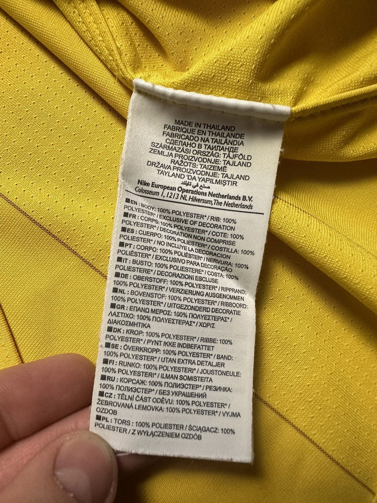 Vintage Vintage Nike Arsenal soccer jersey size XXL yellow rare Size US XXL / EU 58 / 5 - 9 Thumbnail