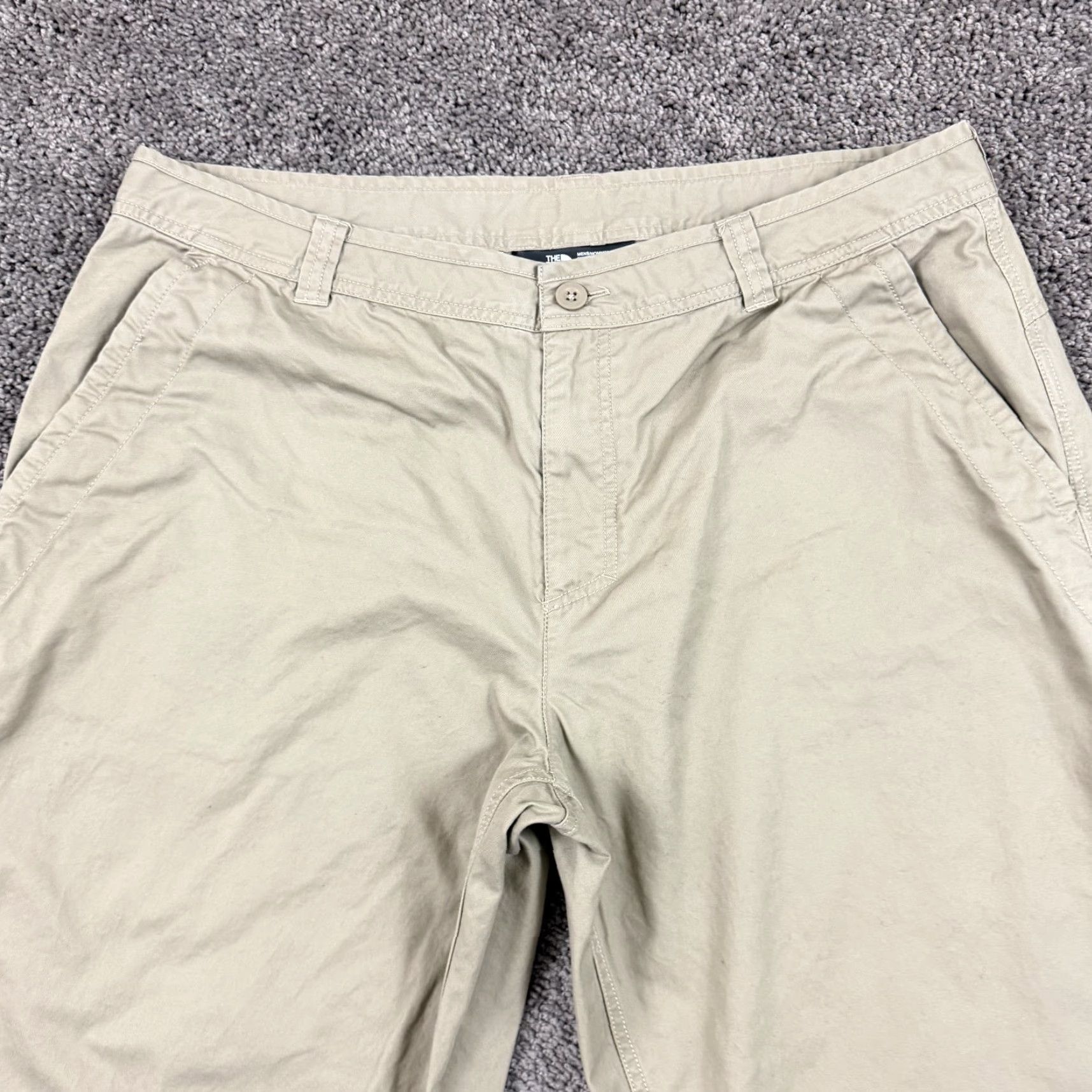 The North Face The North Face Pants Mens XL Beige Outdoor Lightweight 100% Cotton 35x31 Chino Straight Flat Front Regular Logo Size US 36 / EU 52 - 2 Thumbnail