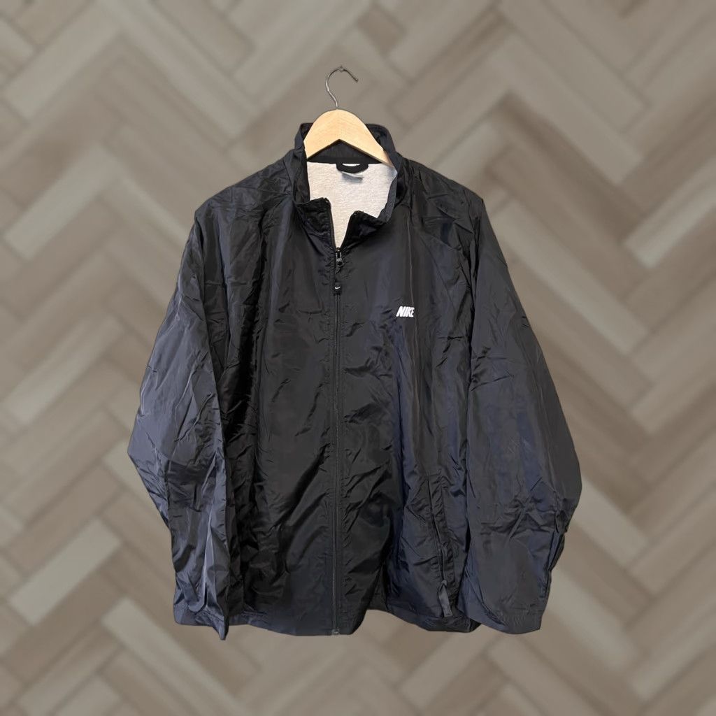 Nike VINTAGE Nike Mens Black Full Zip Athletic Softshell Windbreaker XL Gray Tag Jacket Windbreaker Full Zip Black Nike Mens XL Gray 80s 90s Size US XL / EU 56 / 4 - 1 Thumbnail