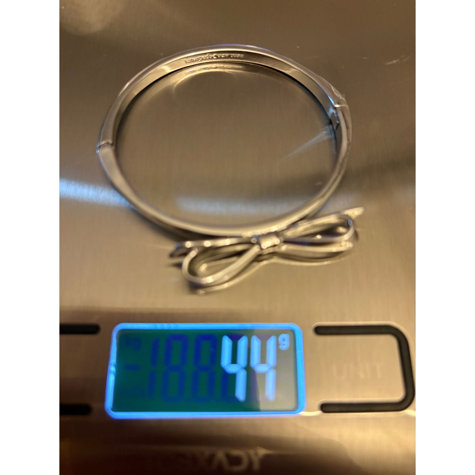 Kate Spade Kate Spade Silver Tone Bow Hinged Bangle Size 7 Size ONE SIZE - 5 Thumbnail