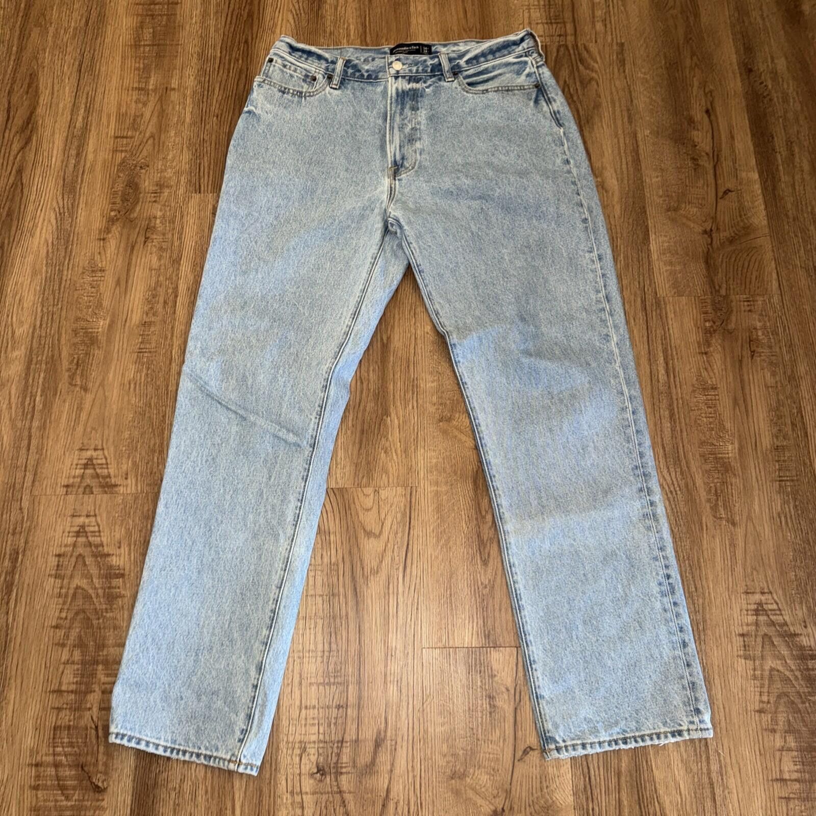 Abercrombie & Fitch Abercrombie & Fitch Authentic Rigid Denim Loose Light Wash Size US 34 / EU 50 - 2 Thumbnail
