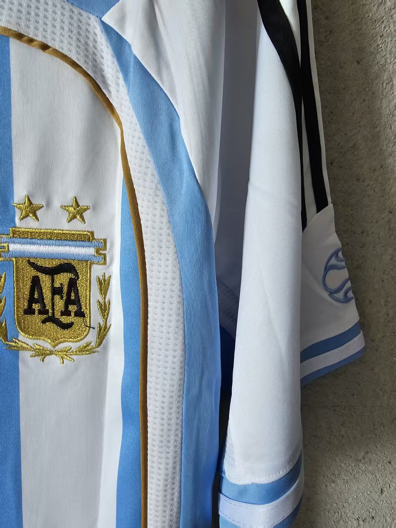 Other 2006 Argentina #19 Messi Jersey Home Size US S / EU 44-46 / 1 - 5 Thumbnail