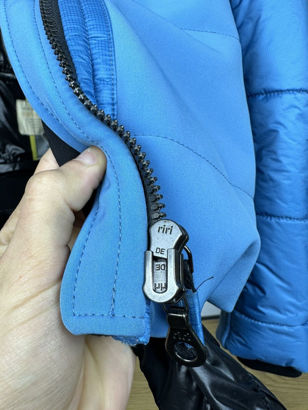 Frauenschuh Frauenschuh Women’s Ski Snowboarding Jacket 3 Size Blue Hood Size S / US 4 / IT 40 - 16 Thumbnail