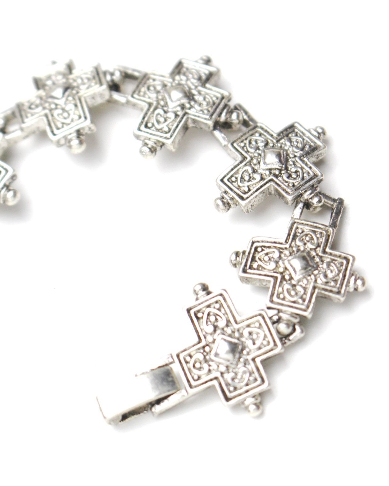 Japanese Brand 2000S JAPANESE MADE RELIC METAL CROSS BRACELET Size ONE SIZE - 4 Thumbnail